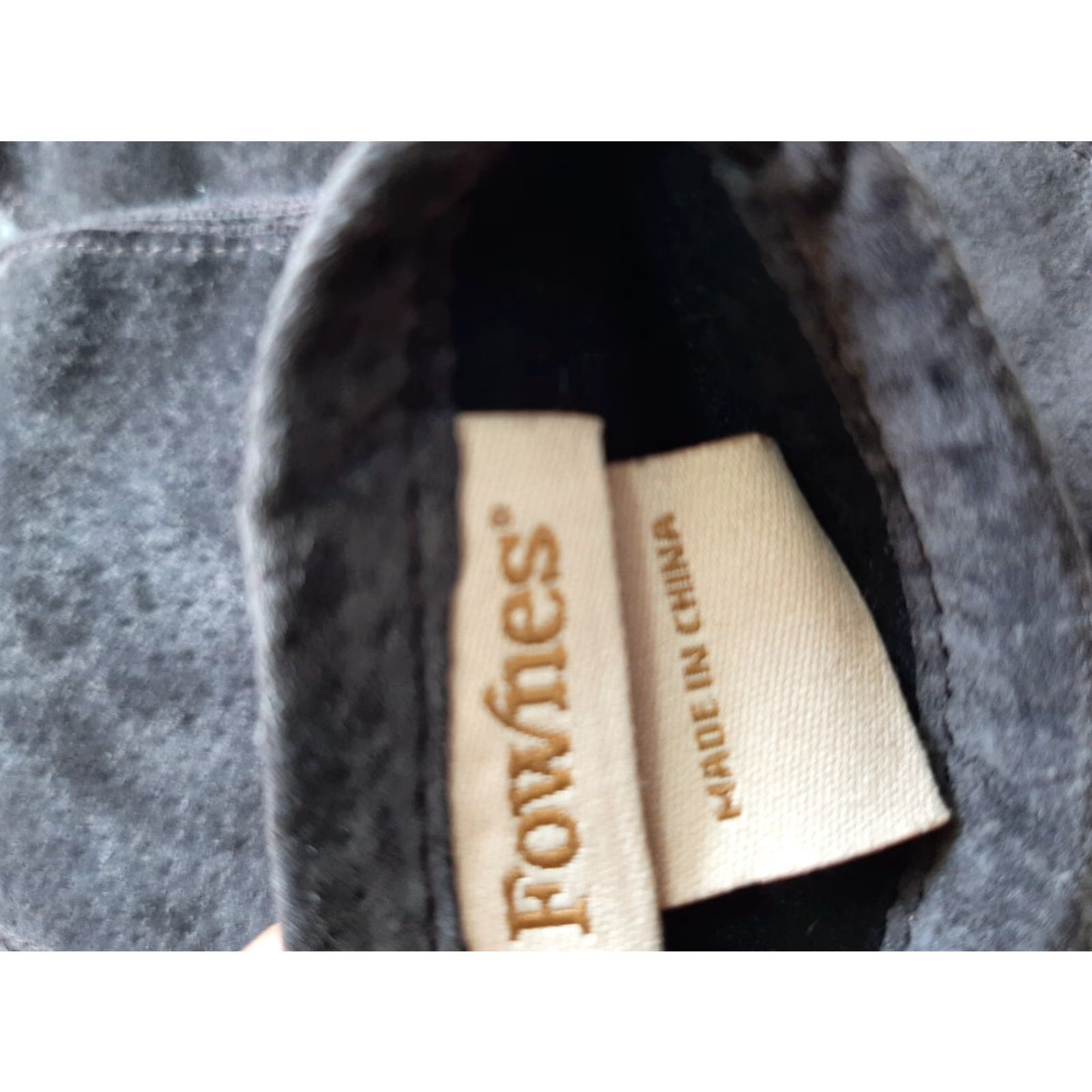 Vintage Fownes Ladies Glove Brown Genuine Leather Small / Medium Thinsulate Insulation Winter Leather Glove Womens Warm Classic Wrist M Brown Glove Size ONE SIZE - 3 Thumbnail