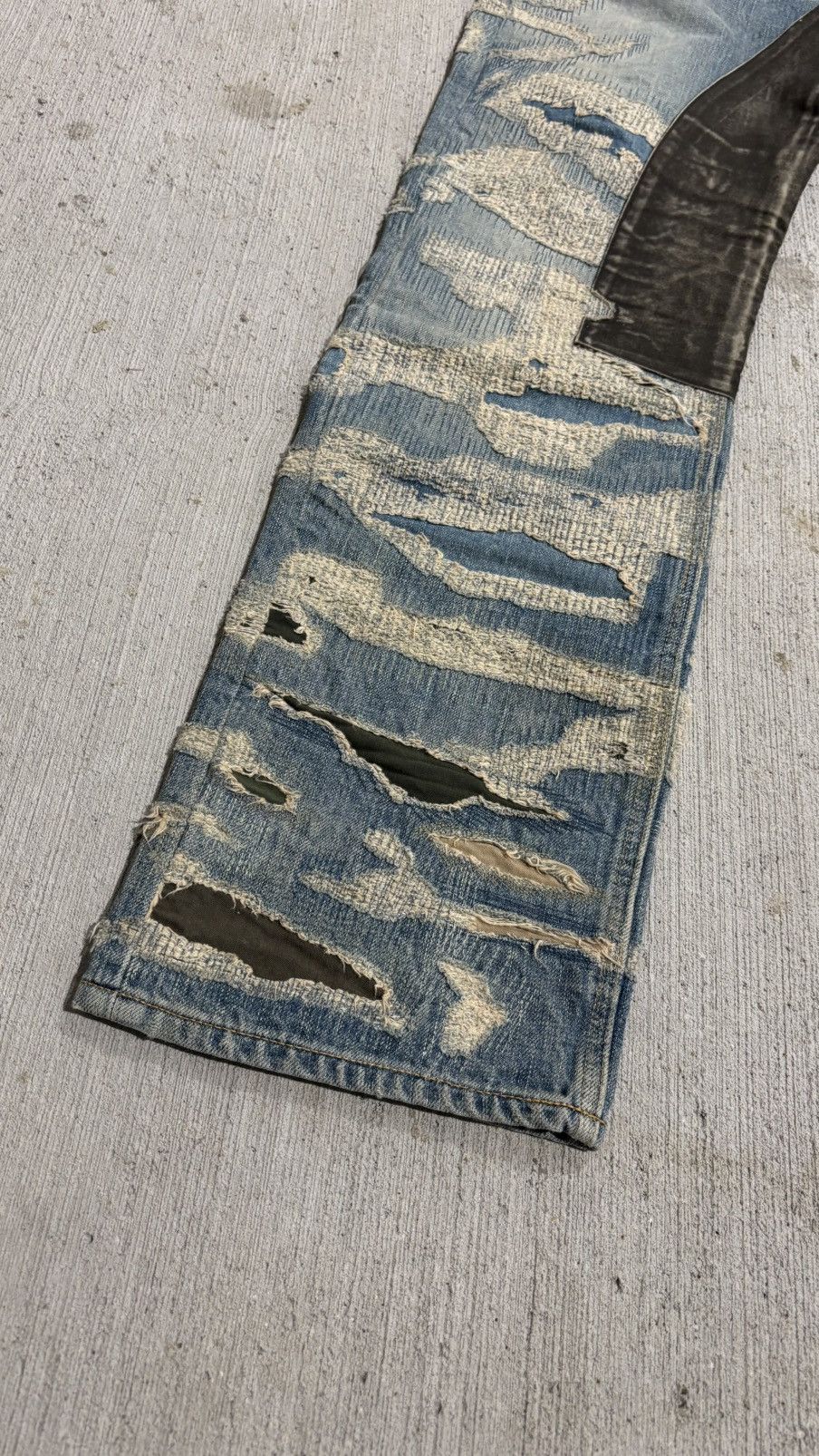 Givenchy Givenchy Moleskin Boro Denim Size US 33 - 2 Thumbnail