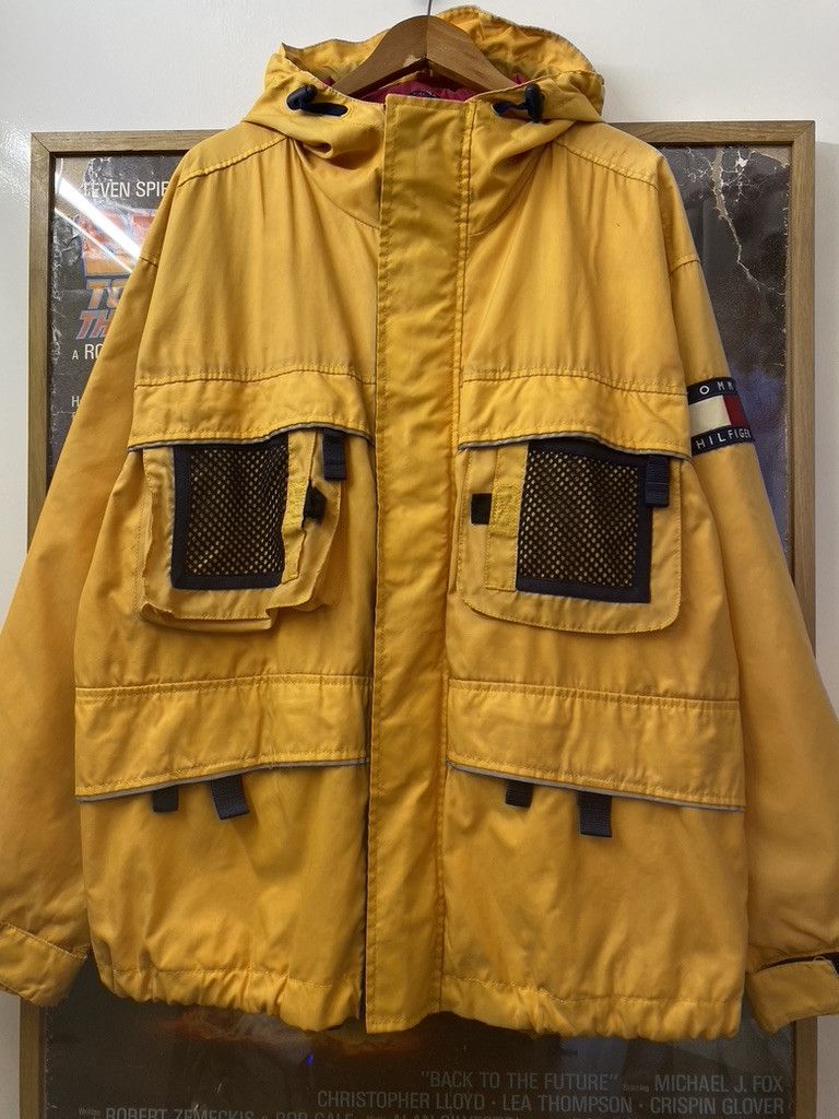 Tommy Hilfiger 90s Vintage Tommy Hilfiger Outdoor Expedition Sailing Jacket Size US L / EU 52-54 / 3 - 2 Thumbnail