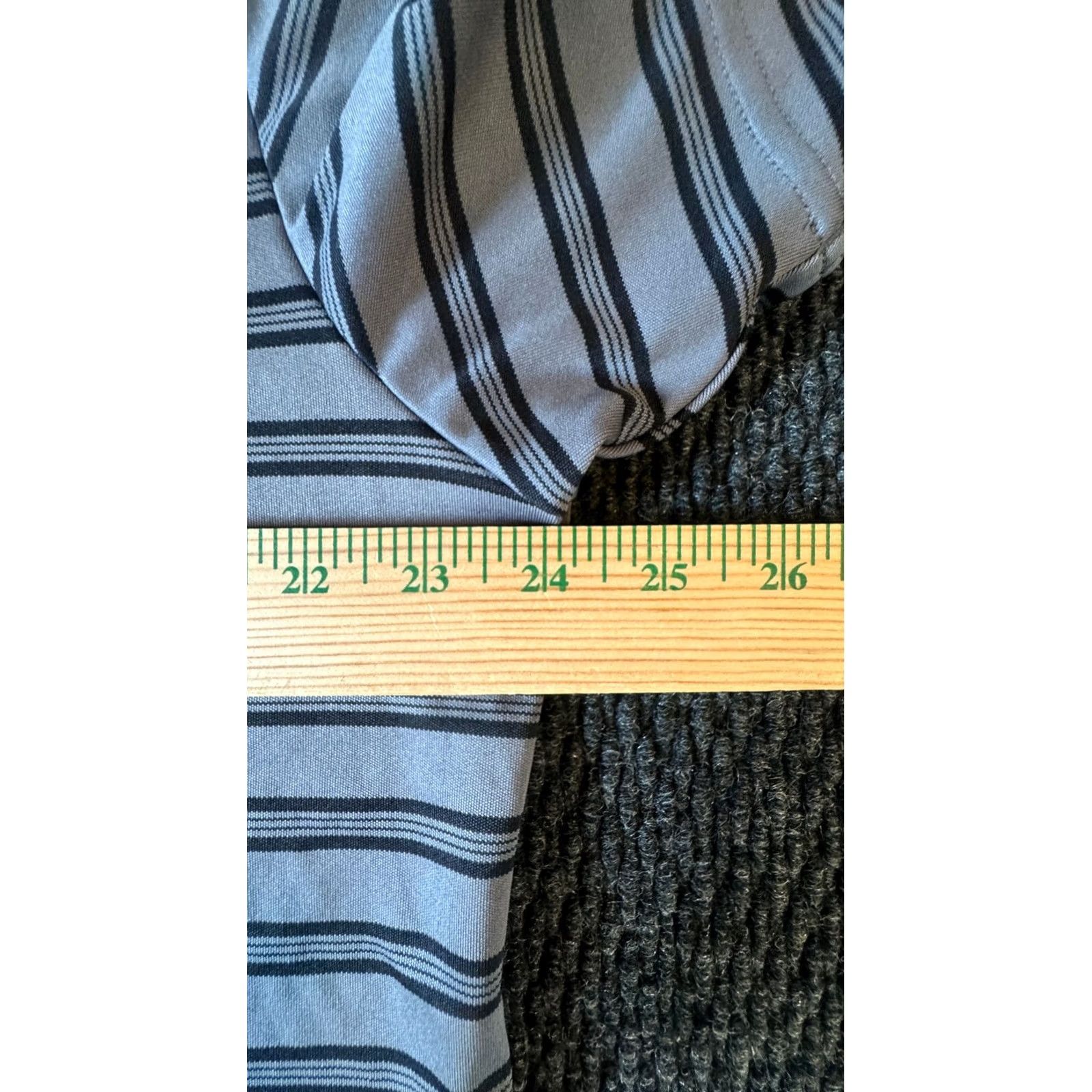 Under Armour Under Armour HeatGear Short Sleeve Polo Men's XL Gray Striped Golf Shirt Size US XL / EU 56 / 4 - 5 Thumbnail
