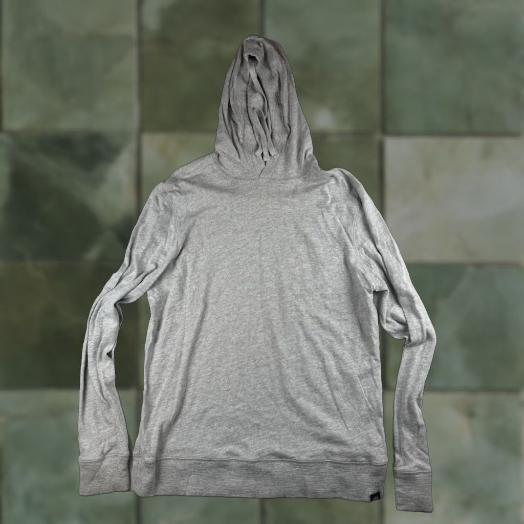 Faherty Faherty Hoodie Pullover Long Sleeve Gray Lightweight Cotton Knit Crew Neck Men L Regular Outdoor Sports All Seasons Fall Spring Winter Size US L / EU 52-54 / 3 - 1 Thumbnail
