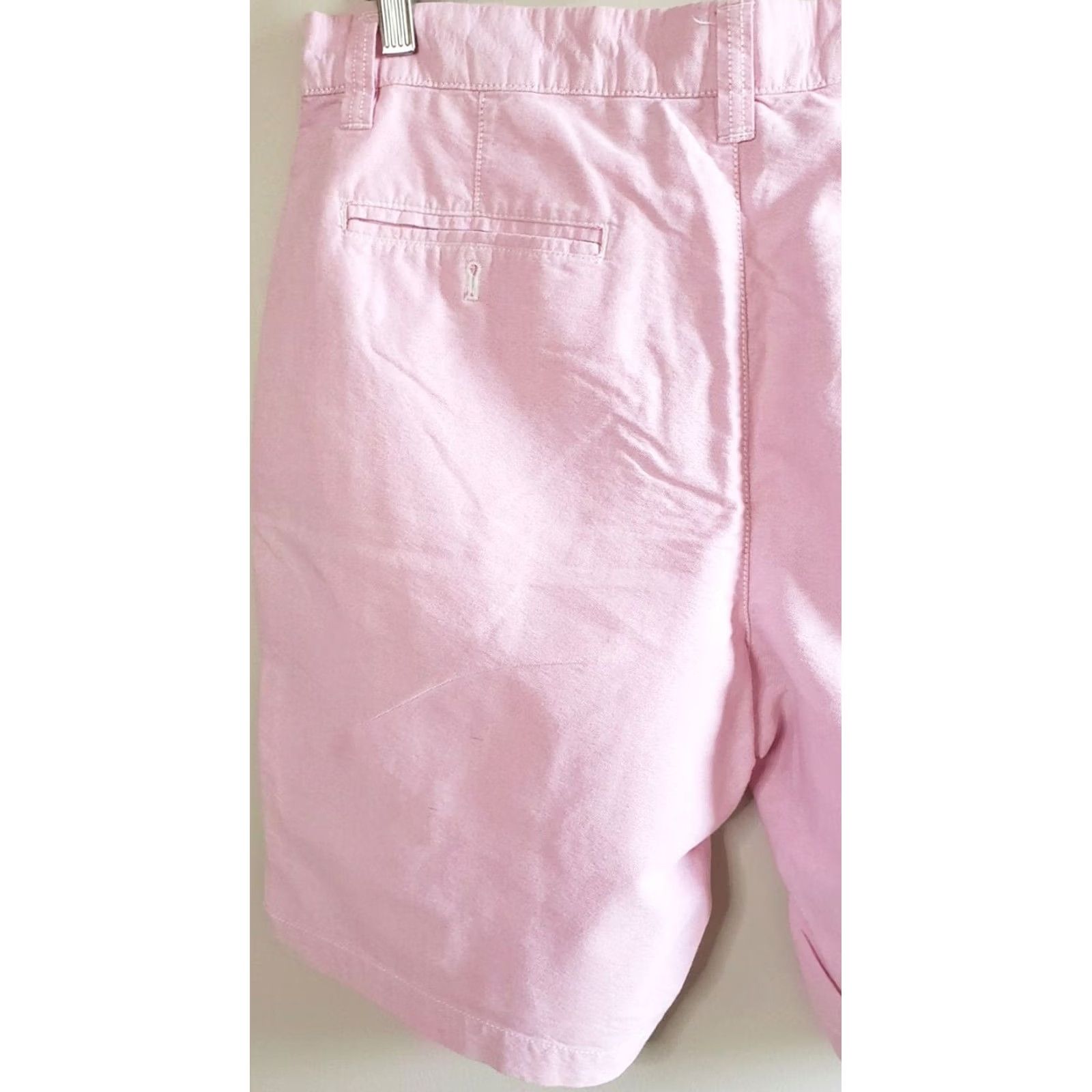 Chaps Chaps Bermuda Shorts Mens 34 Pink Light Weight Cotton 5 Pockets Flat Front Zip Button Classic 9 Inseam Regular Size W34 Size US 34 / EU 50 - 5 Thumbnail