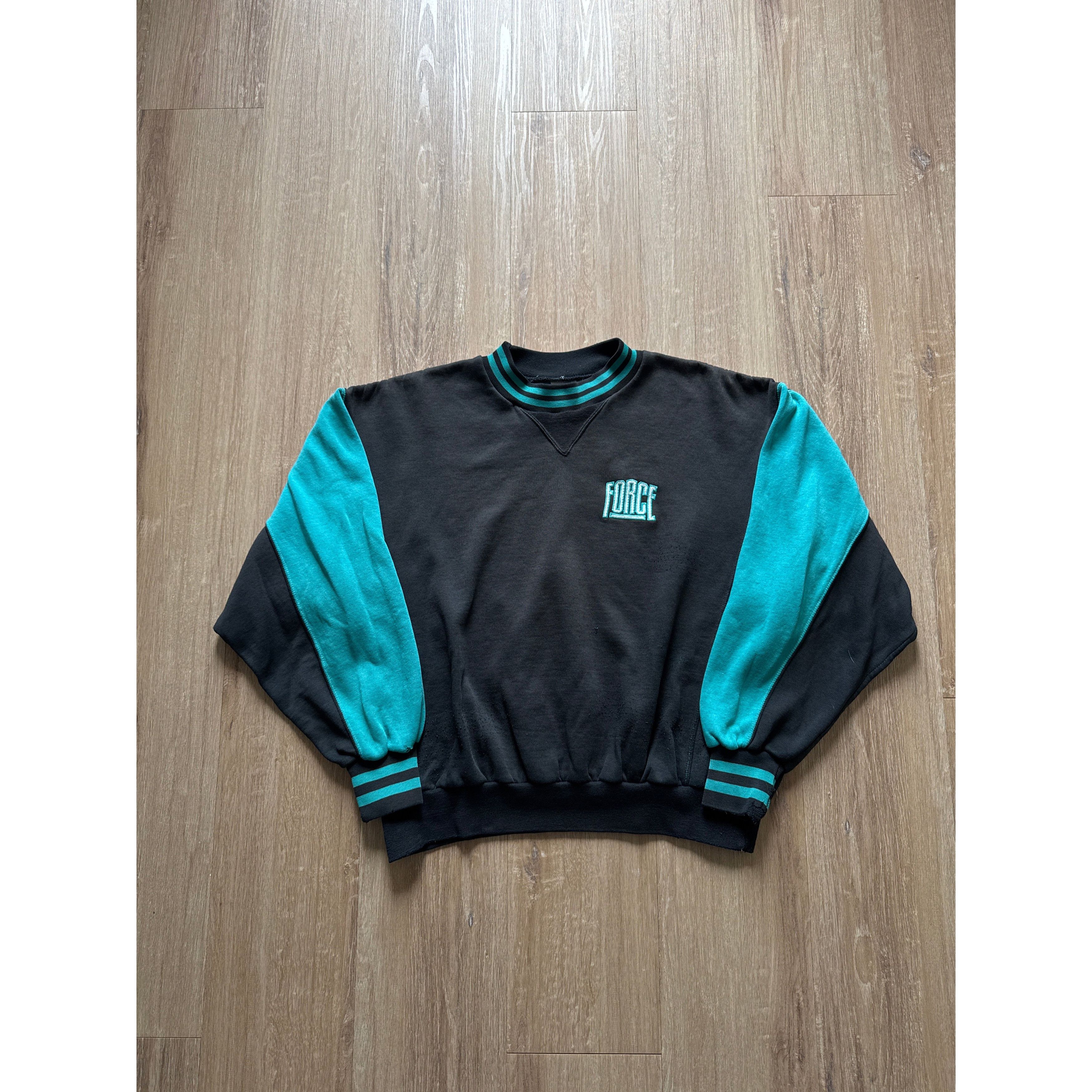 Nike Vintage 80s Nike Air Force Sweatshirt Size US L / EU 52-54 / 3 - 1 Thumbnail
