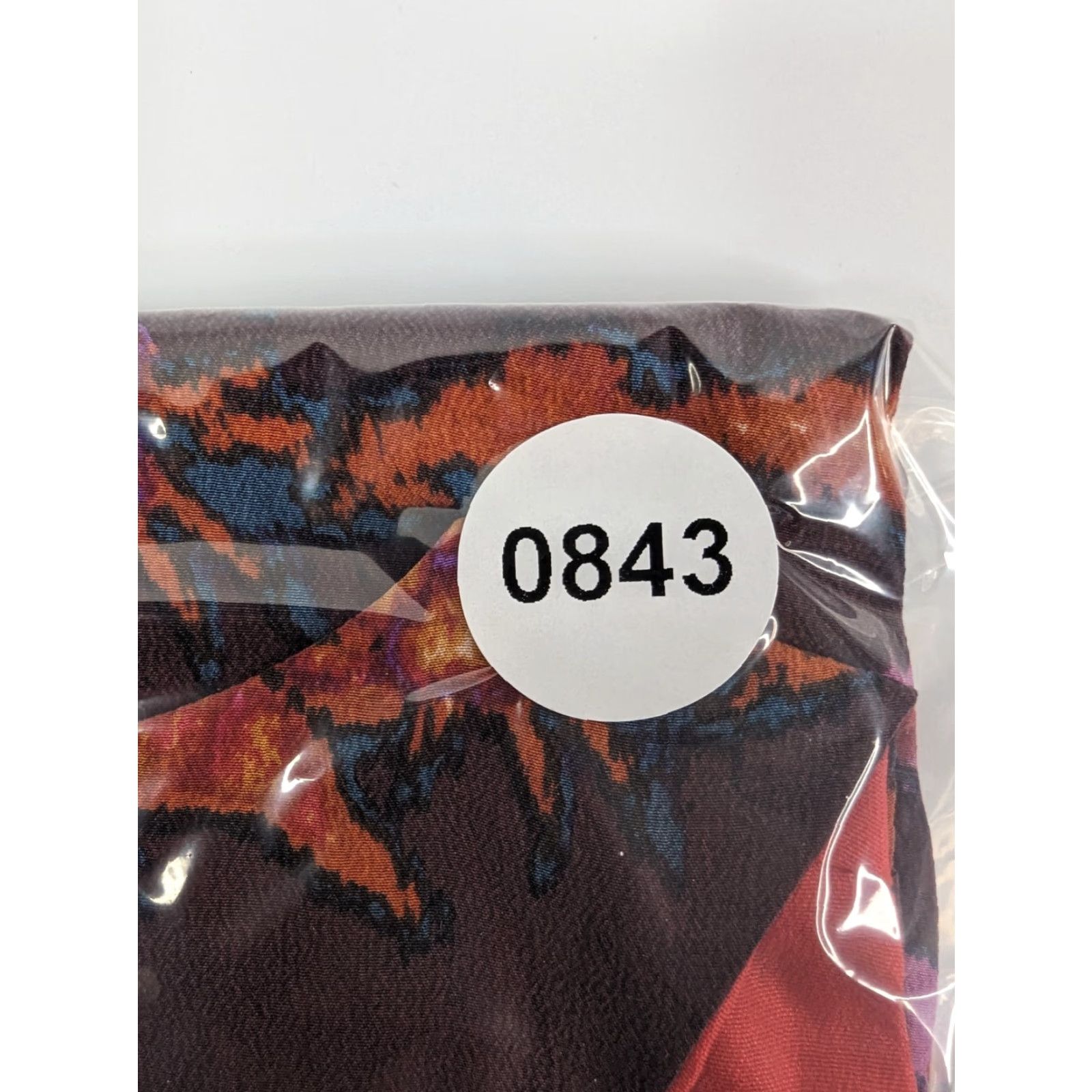 Vintage Sandy J. Silk Tank Top Womens M Floral Keyhole Racerback Lined Maroon Silk Tank Sandy J. Womens M Floral Keyhole Racerback Lined Maroon Size M / US 6-8 / IT 42-44 - 8 Thumbnail
