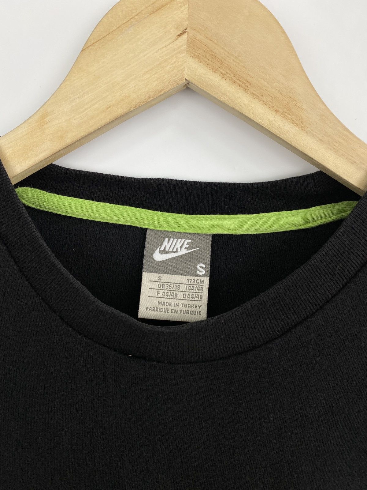 Nike 🇺🇸 Vintage 90s Nike Shox T-Shirt Rare Retro Hype Y2K USA Size US S / EU 44-46 / 1 - 5 Thumbnail