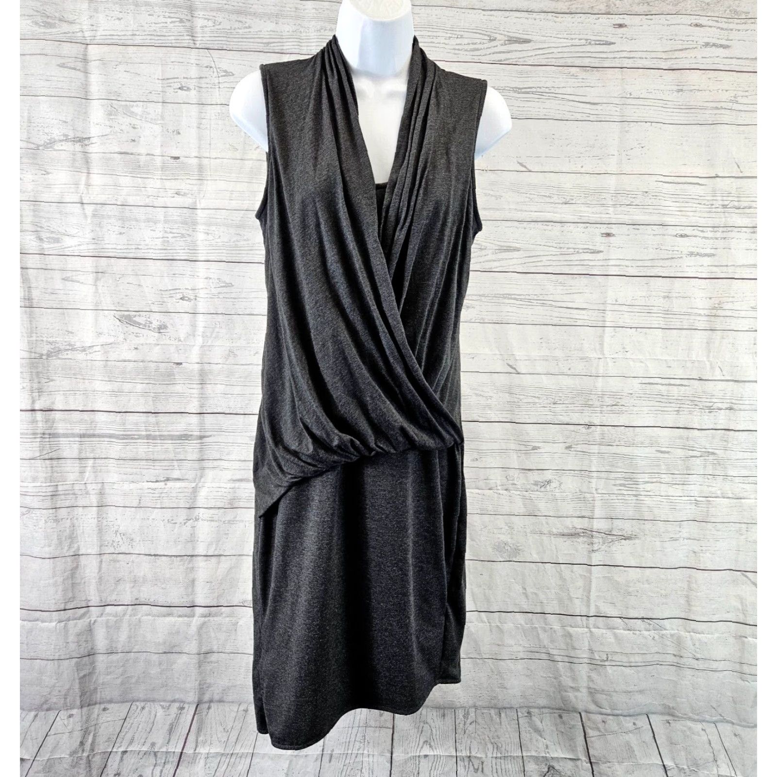 Athleta Athleta Womens Duet Faux Wrap Dress Sz Small Solid Gray Sleeveless Dress Womens Small Gray Wrap Size S / US 4 / IT 40 - 2 Thumbnail