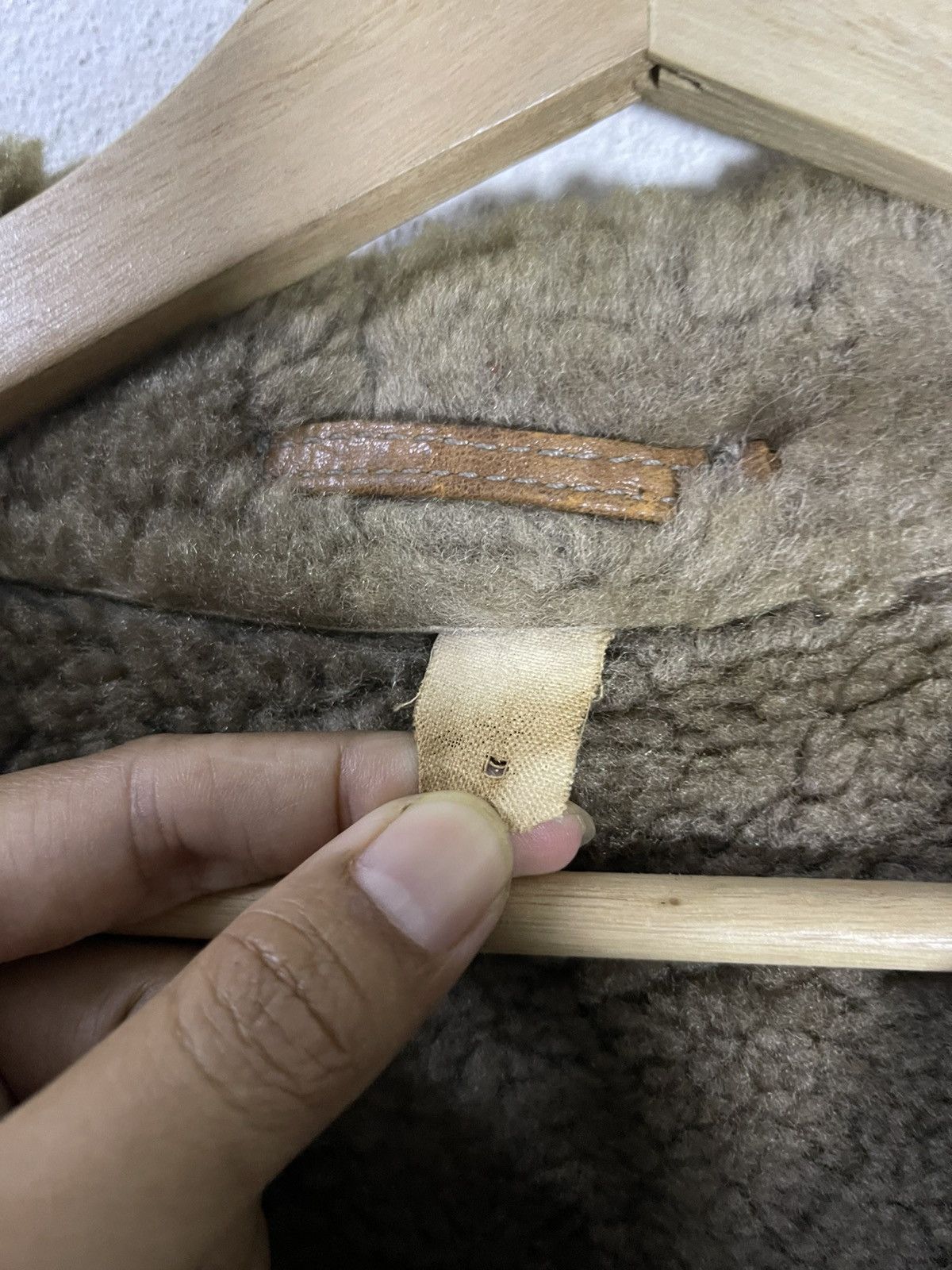 Vintage Vintage Brown Suede Genuine Sheepskin Shearling Rancher Coat Size US L / EU 52-54 / 3 - 12 Thumbnail