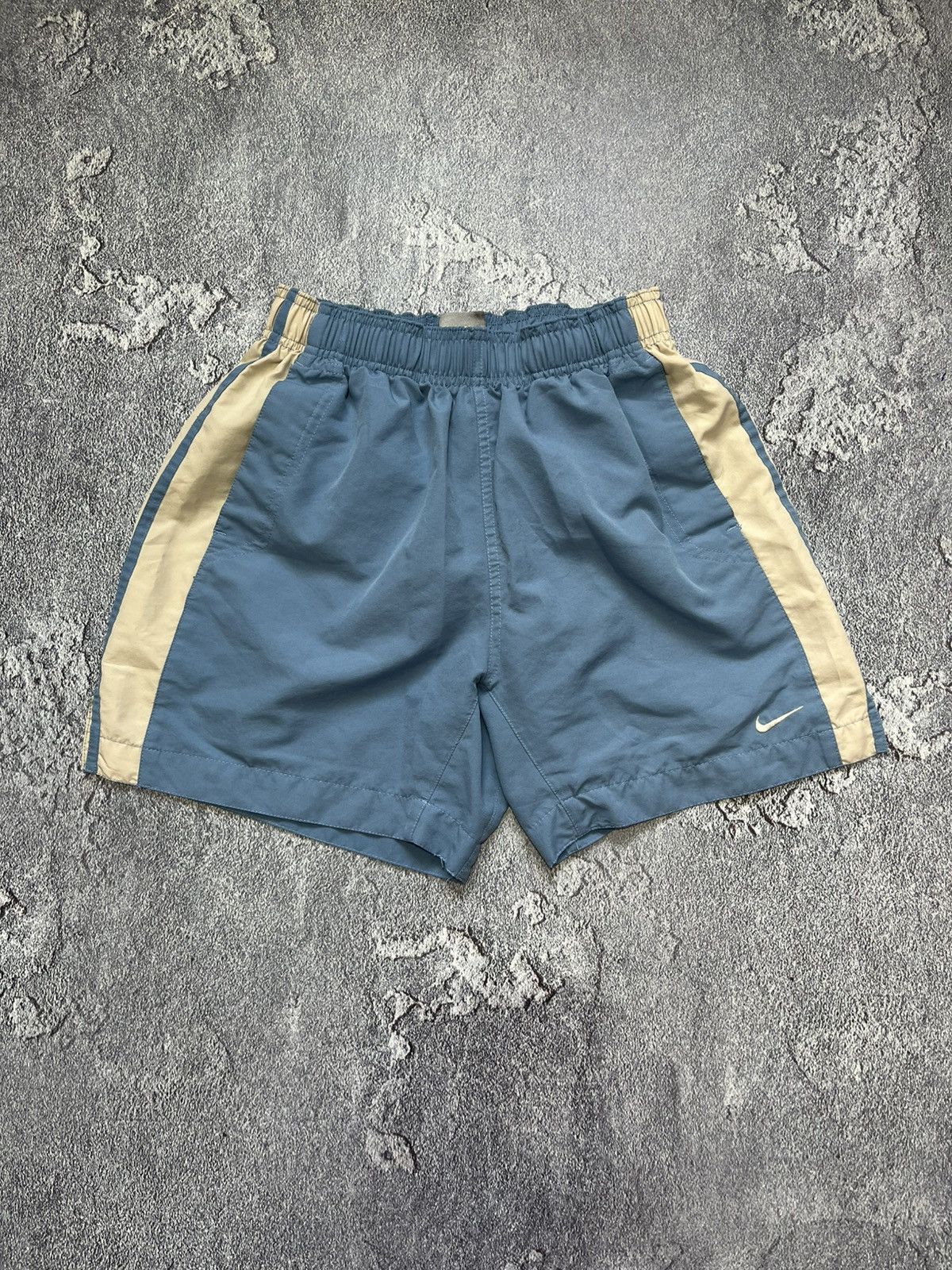 Nike × Vintage VERY RARE NIKE SHORTS VINTAGE DRILL SWOOSH Y2K 90s HYPE SURF Size US 30 / EU 46 - 1 Thumbnail