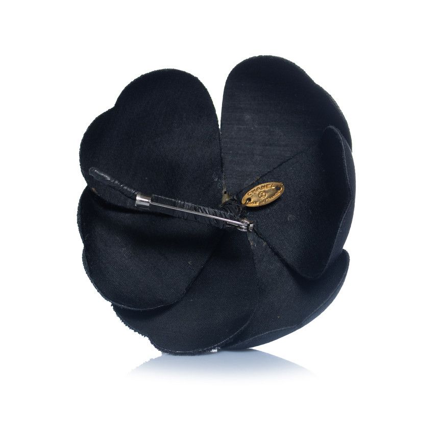 Chanel Chanel, black camellia brooch Size ONE SIZE - 2 Thumbnail