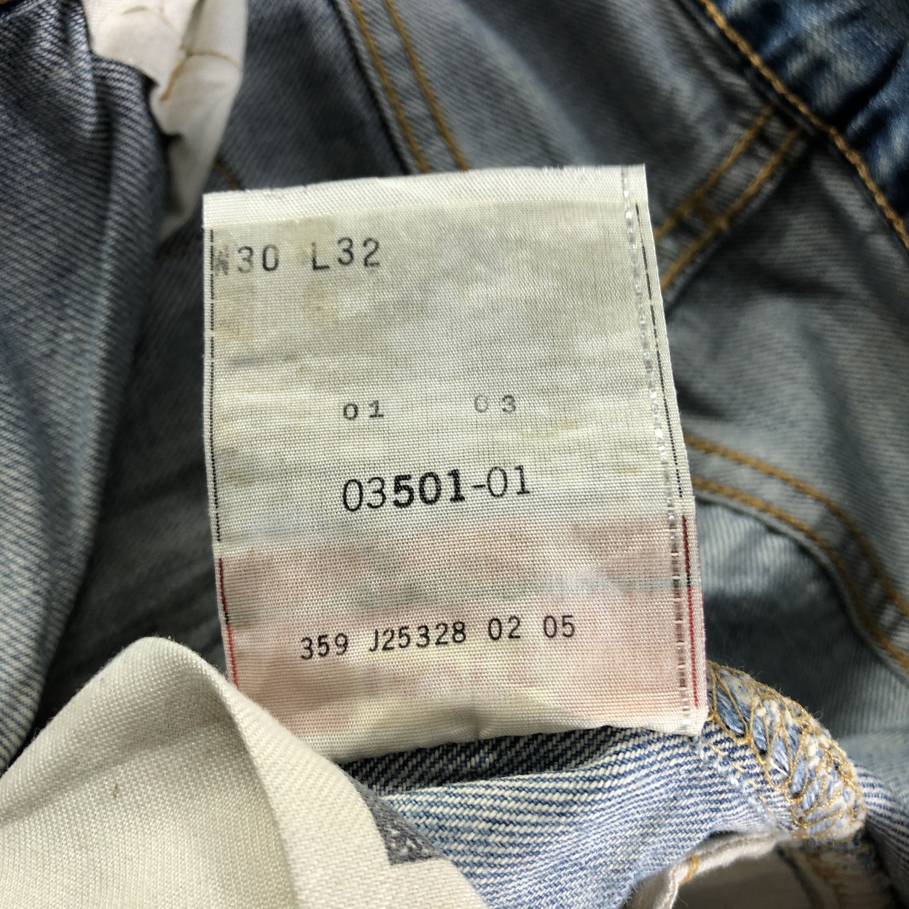 Levi's × Vintage Vintage 90s Blue Wash Levis 501 Jeans-JM3337 Size US 31 - 11 Thumbnail