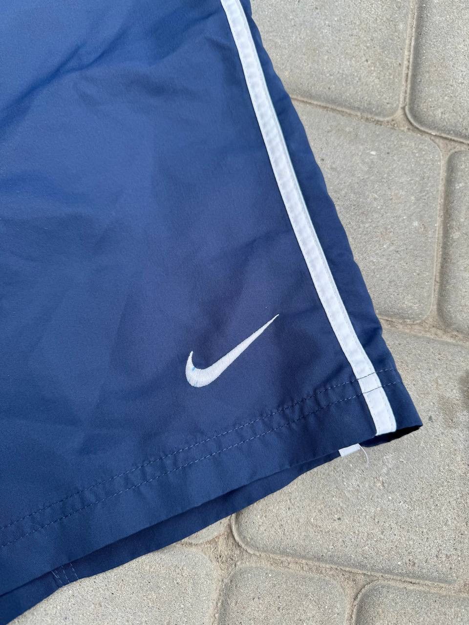 Nike Vintage Shorts Nike Swoosh Y2K Size US 32 / EU 48 - 4 Thumbnail