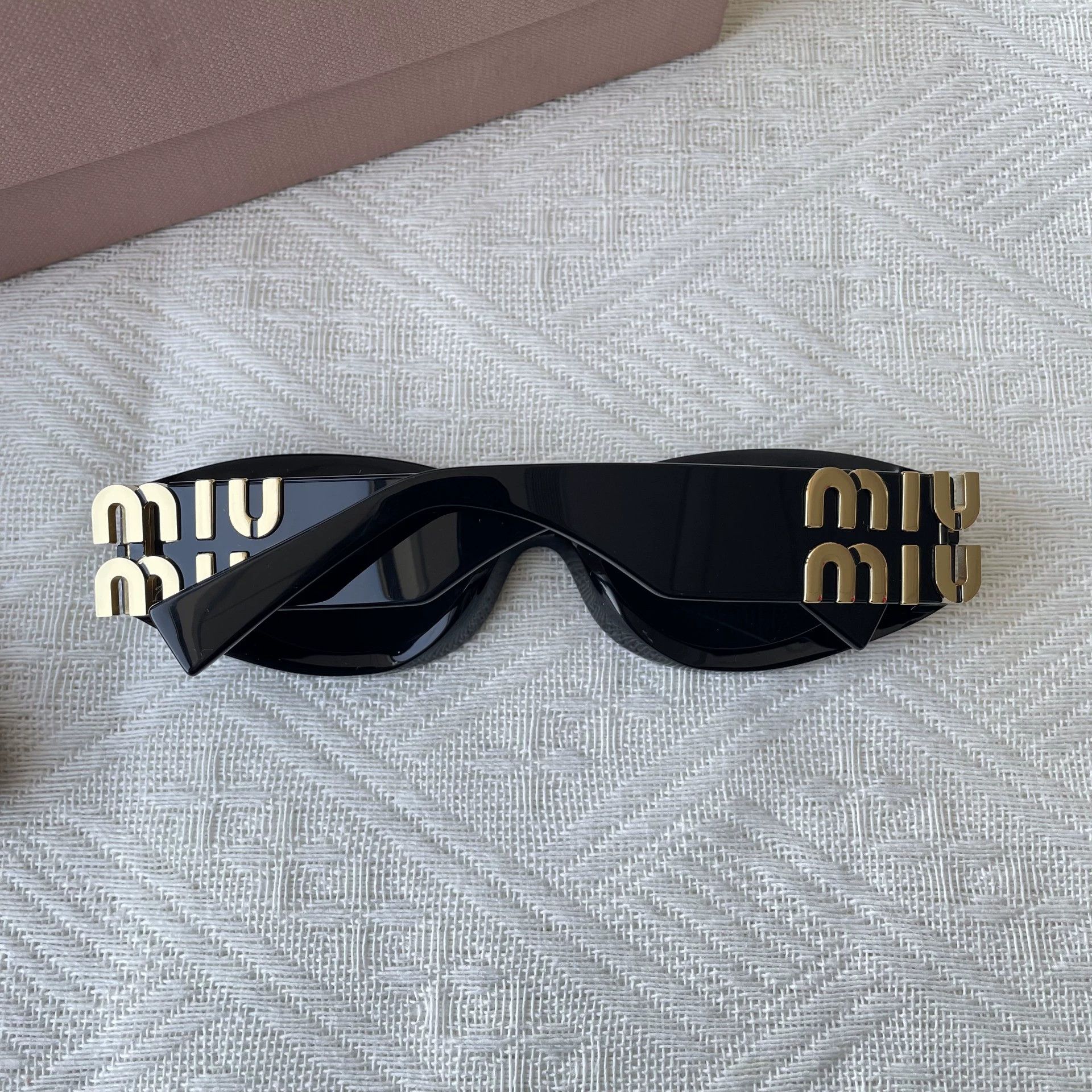 Miu Miu MIU MIU Women's Black Oval Sunglasses 99 New Size ONE SIZE - 5 Thumbnail