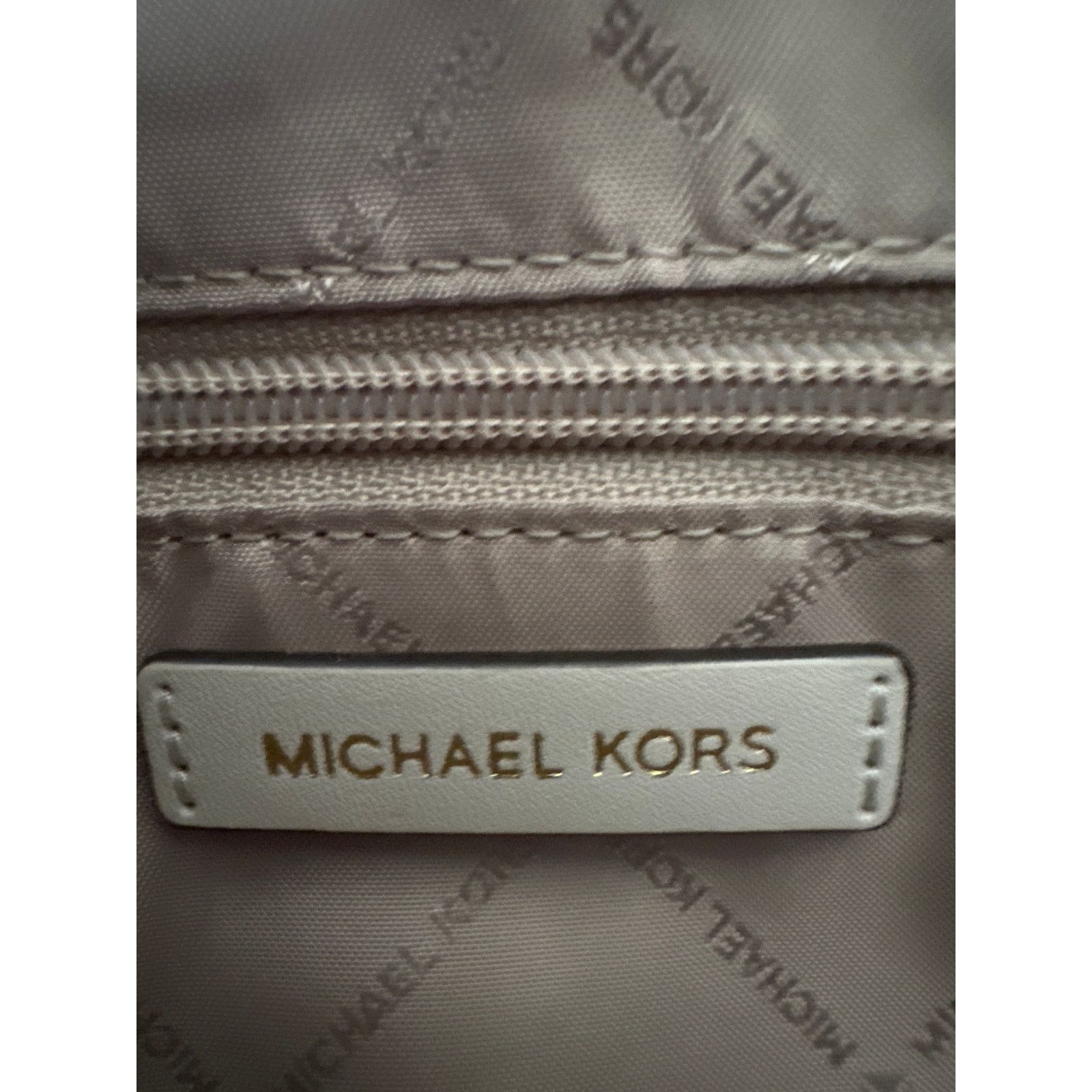 Michael Kors Michael Kors Size ONE SIZE - 9 Thumbnail
