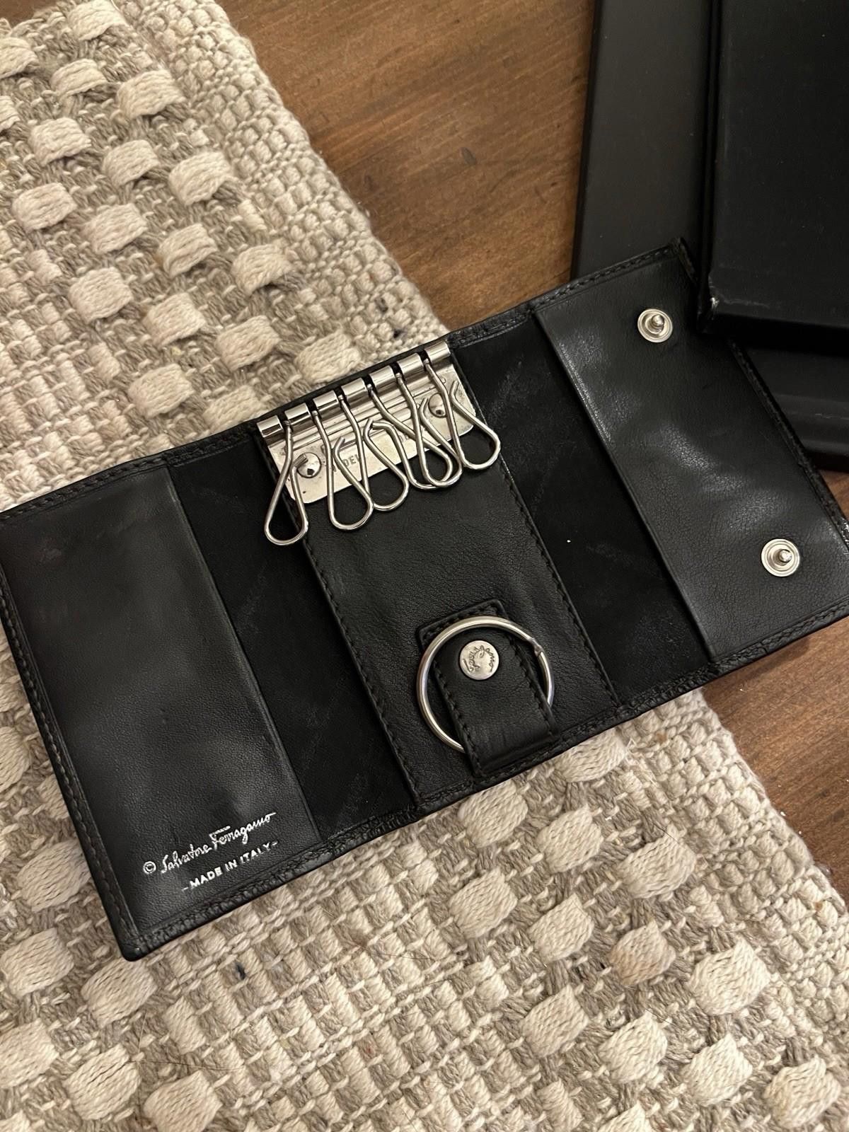 Salvatore Ferragamo Salvatore Ferragamo Keyholder Wallet Black Size ONE SIZE - 2 Thumbnail