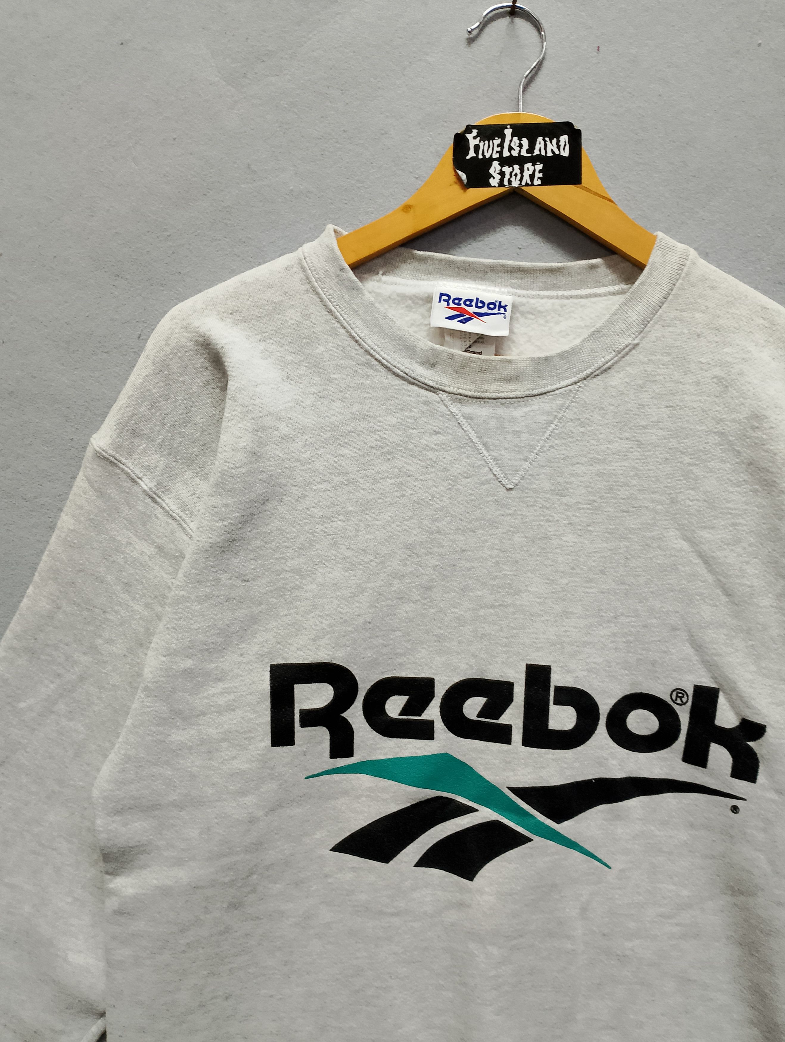 Reebok Vintage Reebok Big Logo Crewneck Sweatshirt Made in USA Size US L / EU 52-54 / 3 - 3 Thumbnail