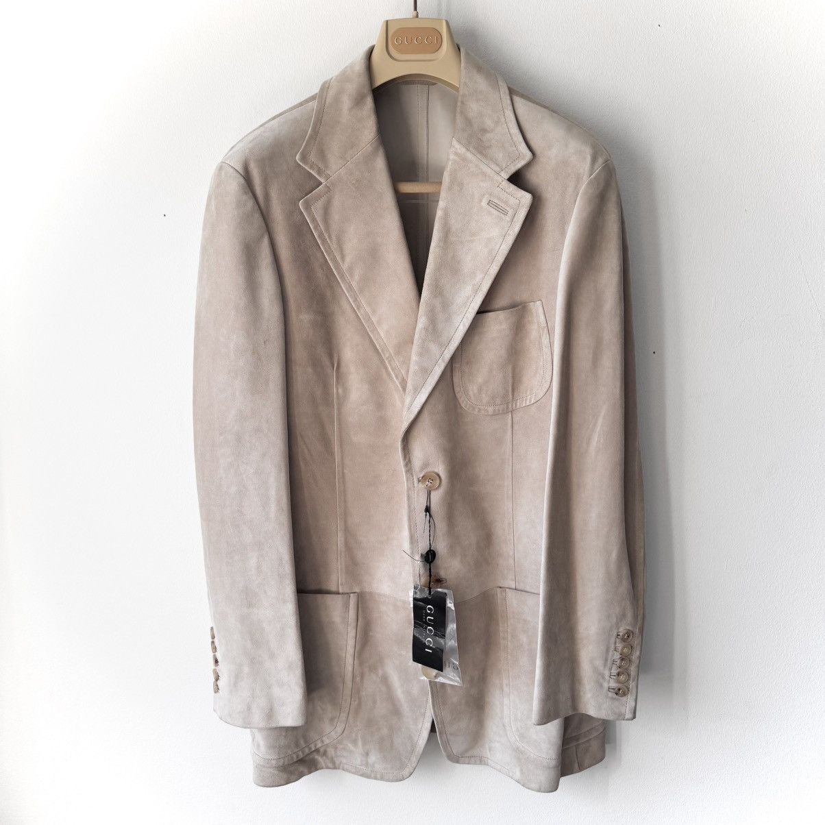 Gucci Gucci SS2005 Sand Beige Suede Leather Blazer Jacket Size US XL / EU 56 / 4 - 1 Thumbnail