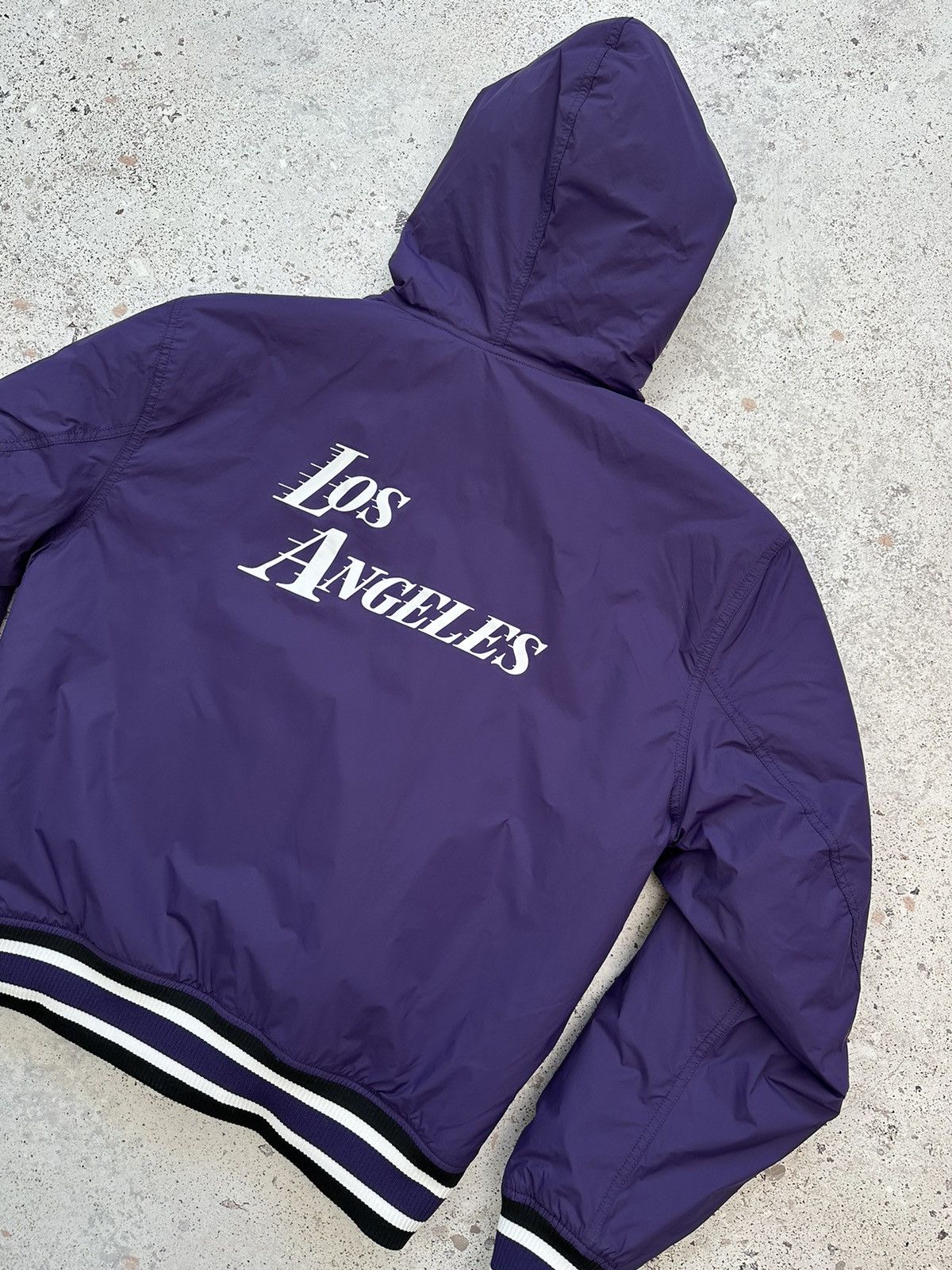 NBA × Nike NEW🔥 Nike Los Angeles Lakers LA Purple light jacket Men M Size US M / EU 48-50 / 2 - 9 Thumbnail