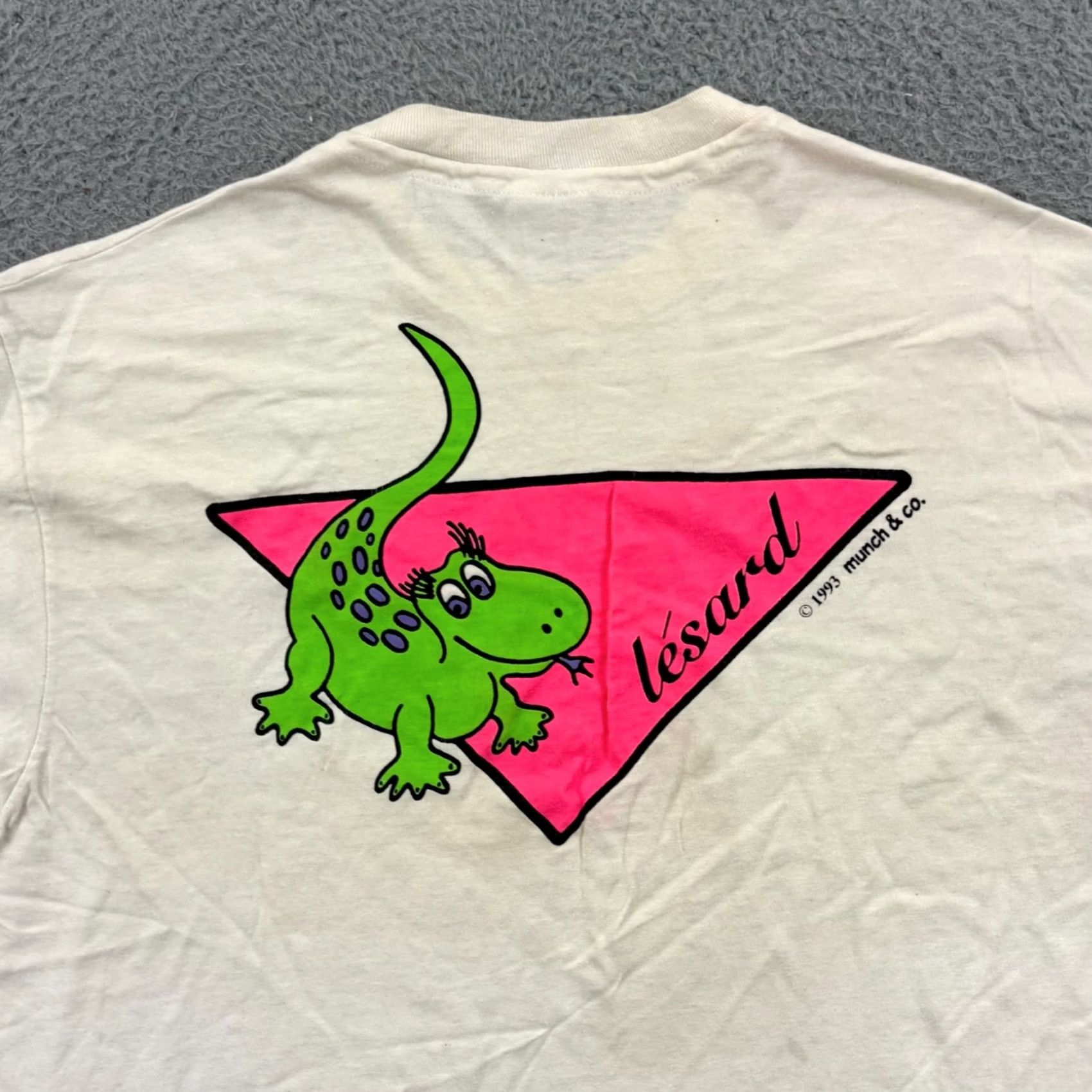 Hanes VINTAGE Lesard T-Shirt Adult Large White Crew Neck Short Sleeve 90s Dinosaur USA Men Mens Shirts Logo Graphic Print Hanes 90s USA White Large Size US L / EU 52-54 / 3 - 3 Thumbnail