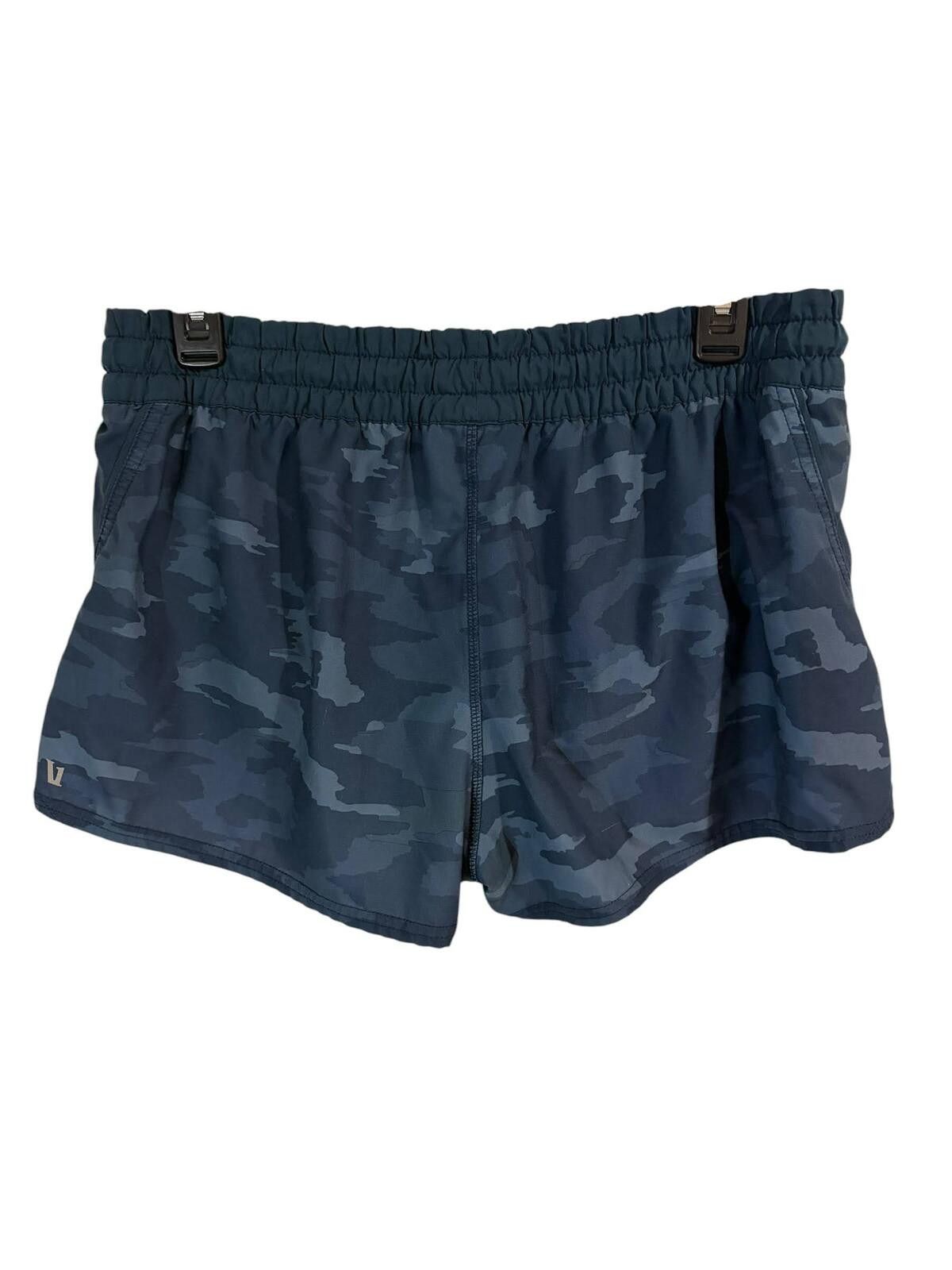 Vuori Vuori Blue Camo Clementine Shorts women's EUC Size 32" / US 10 / IT 46 - 2 Thumbnail
