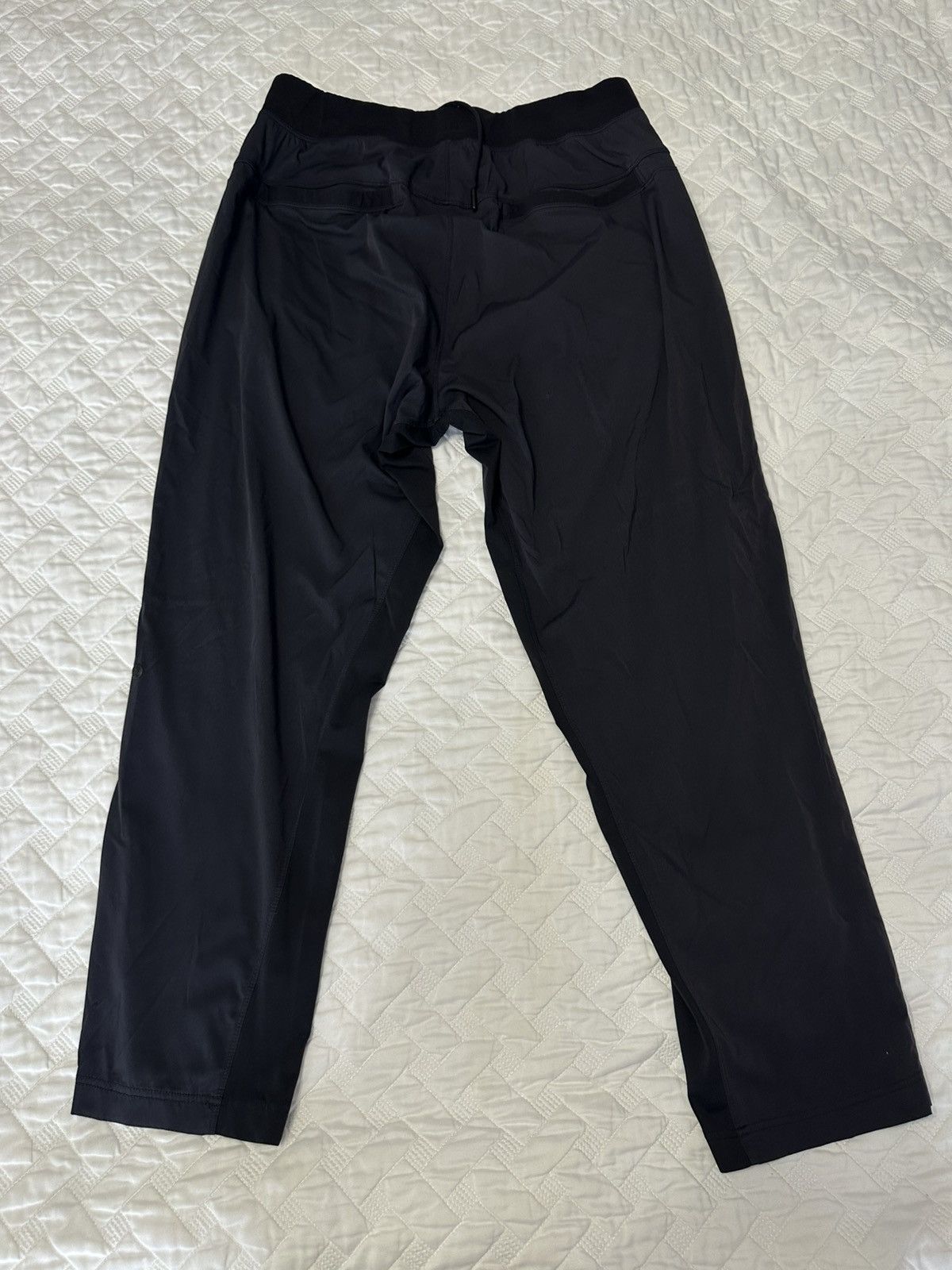 Lululemon Lululemon jogger size medium Size US 32 / EU 48 - 2 Thumbnail