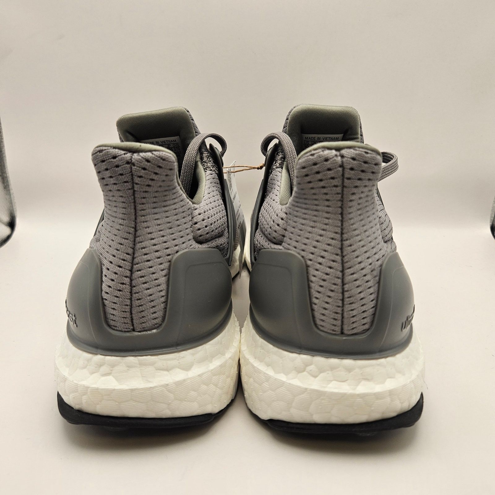 Adidas ADIDAS ULTRABOOST 1.0 MEN'S 8 GREY BOOST RUNNING SHOES Size US 8 / EU 41 - 3 Thumbnail