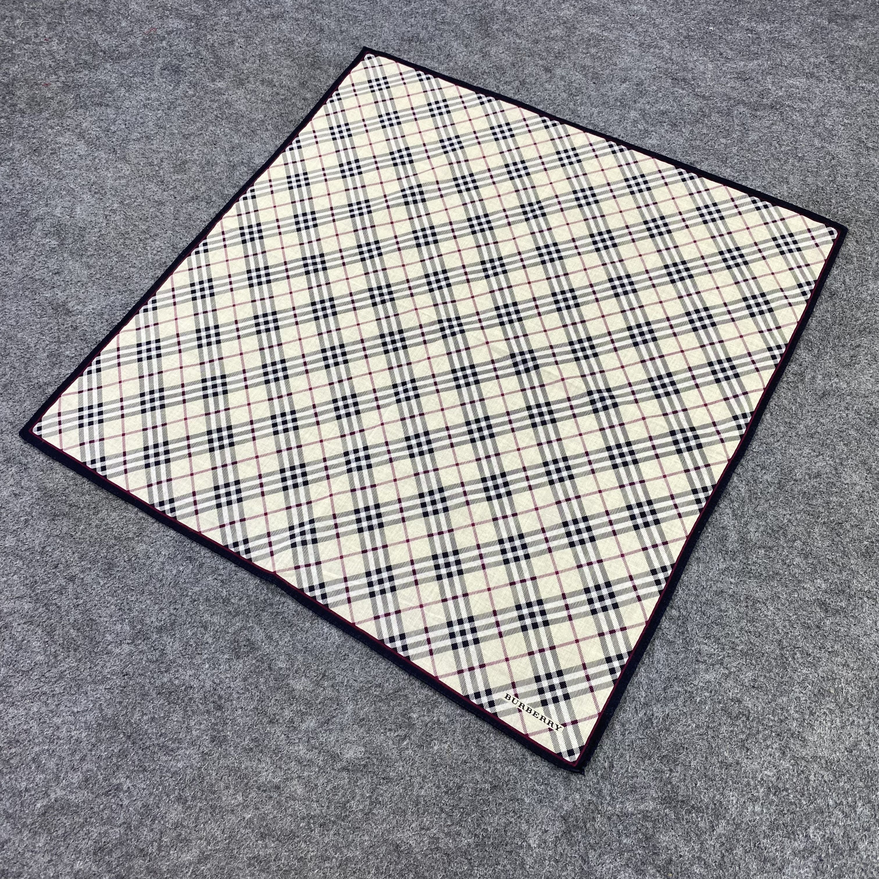 Burberry Burberry Handkerchief / Bandana / Neckerchief-B2388 Size ONE SIZE - 4 Thumbnail