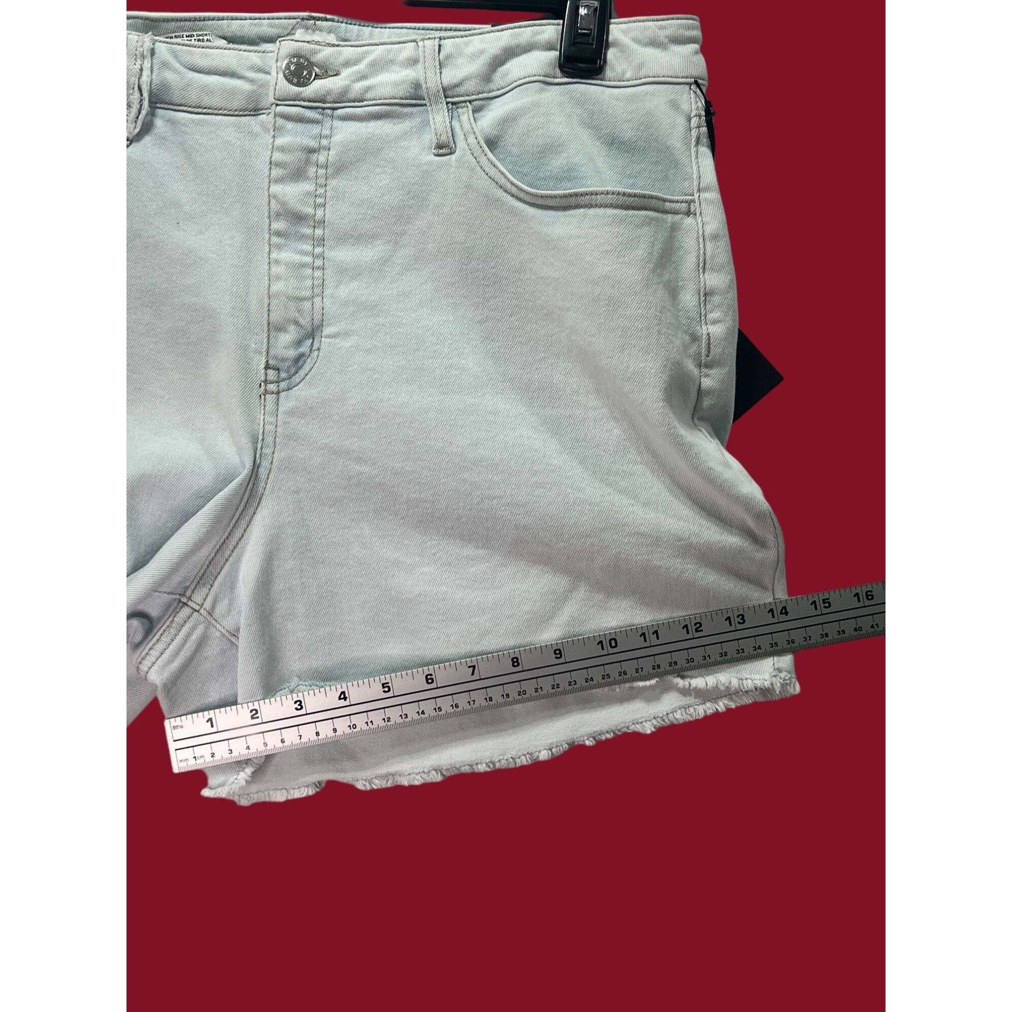 Other Ava & Viv - Women's High-Rise Denim Shorts - Slim Fit - Ligh Size 37" - 6 Thumbnail