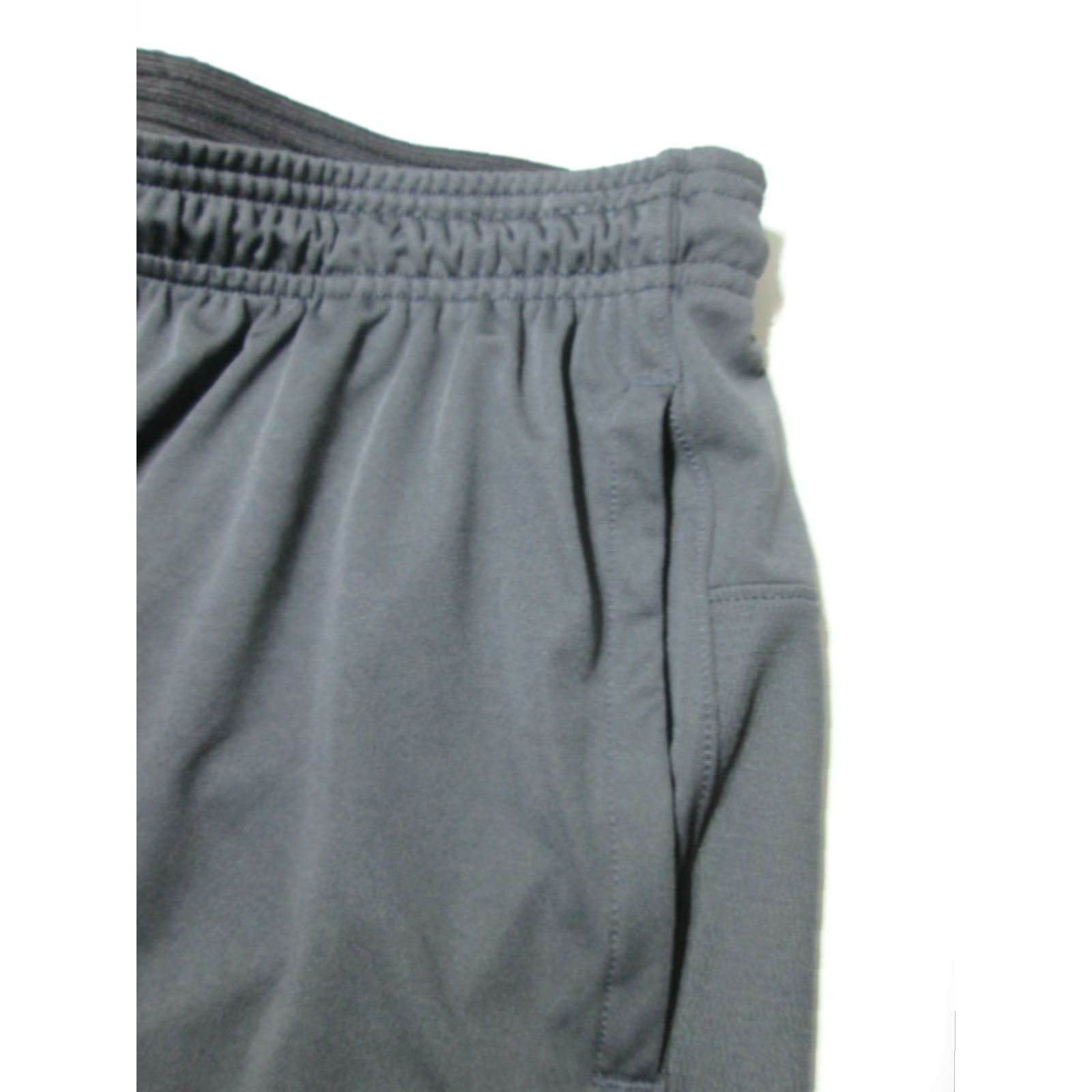 Reebok Reebok Mens Athletic Shorts Dark Gray Pockets Elastic Regular M Shirts? Size US 31 - 4 Thumbnail