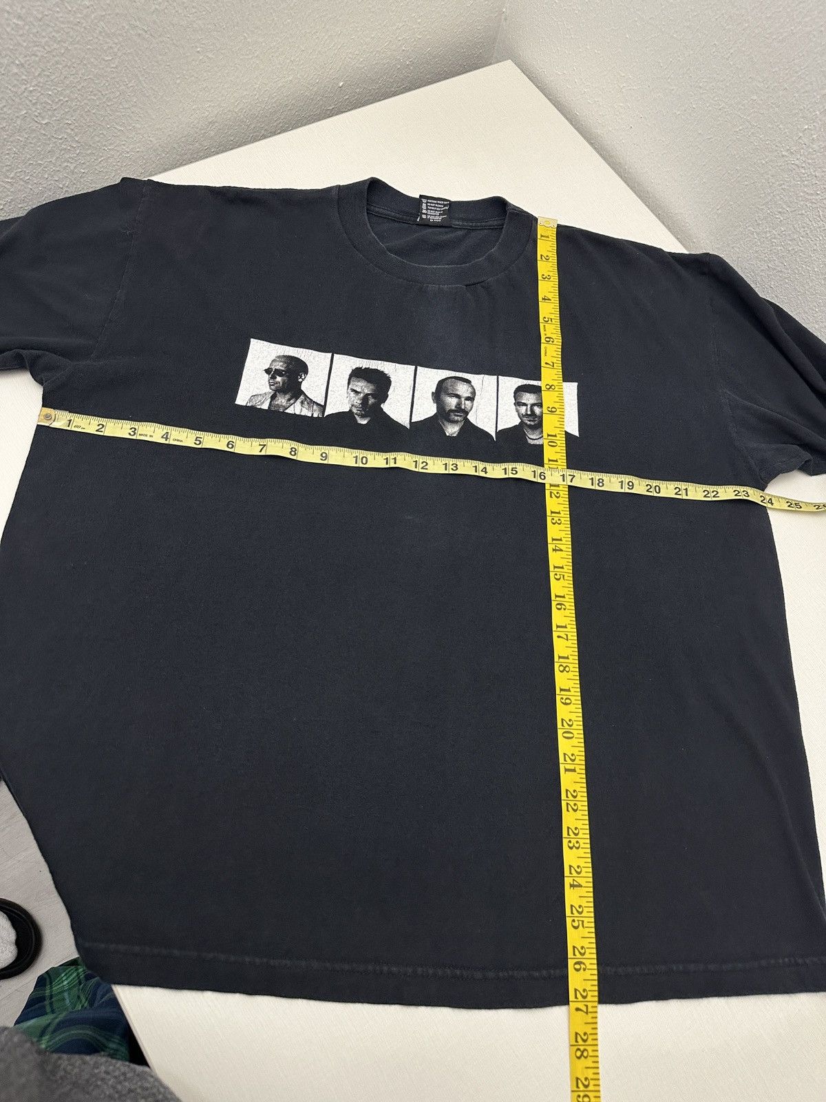 Band Tees Vintage 1997 U2 Popmart Tour Concert Merch Size XL Tshirt Size US XL / EU 56 / 4 - 5 Thumbnail