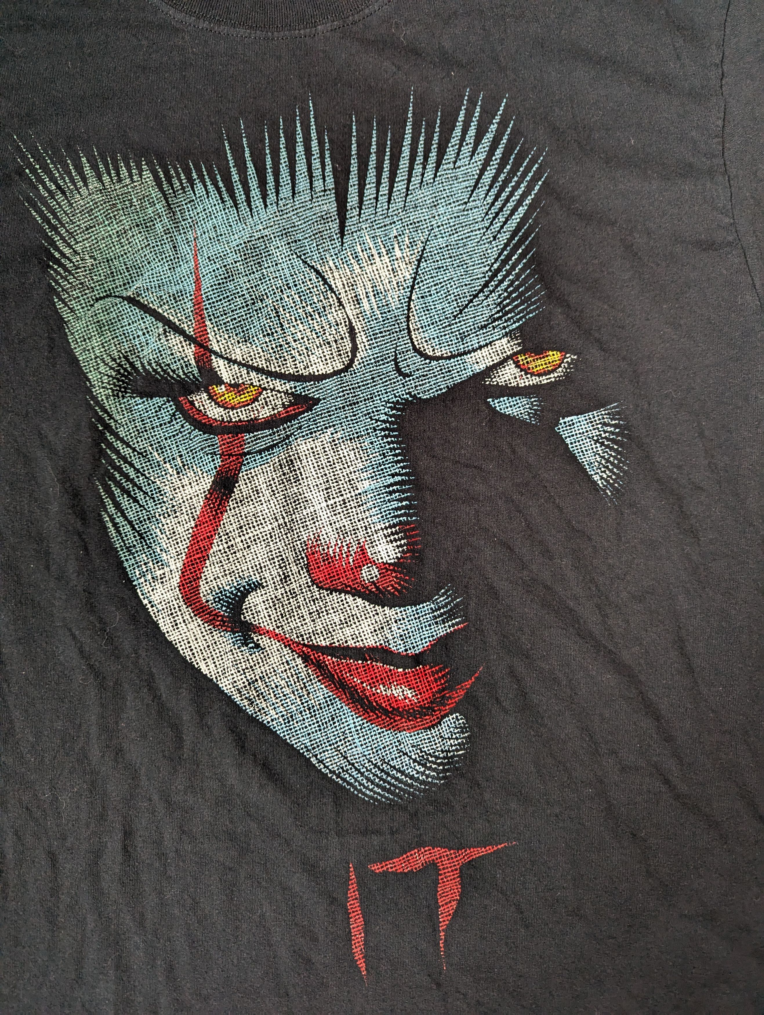 Vintage Vintage IT by Stephen King Pennywise Face Tee Size US M / EU 48-50 / 2 - 2 Thumbnail