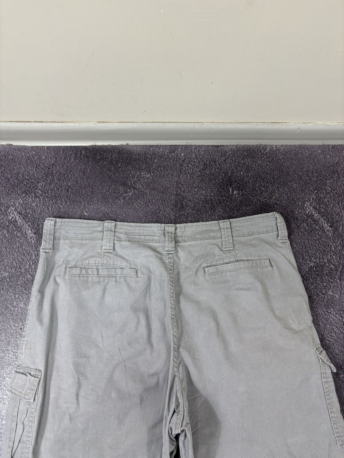 Vintage Vintage Wrangler USA Relaxed Fit Gray Hype Cargo Shorts Size US 36 / EU 52 - 13 Thumbnail