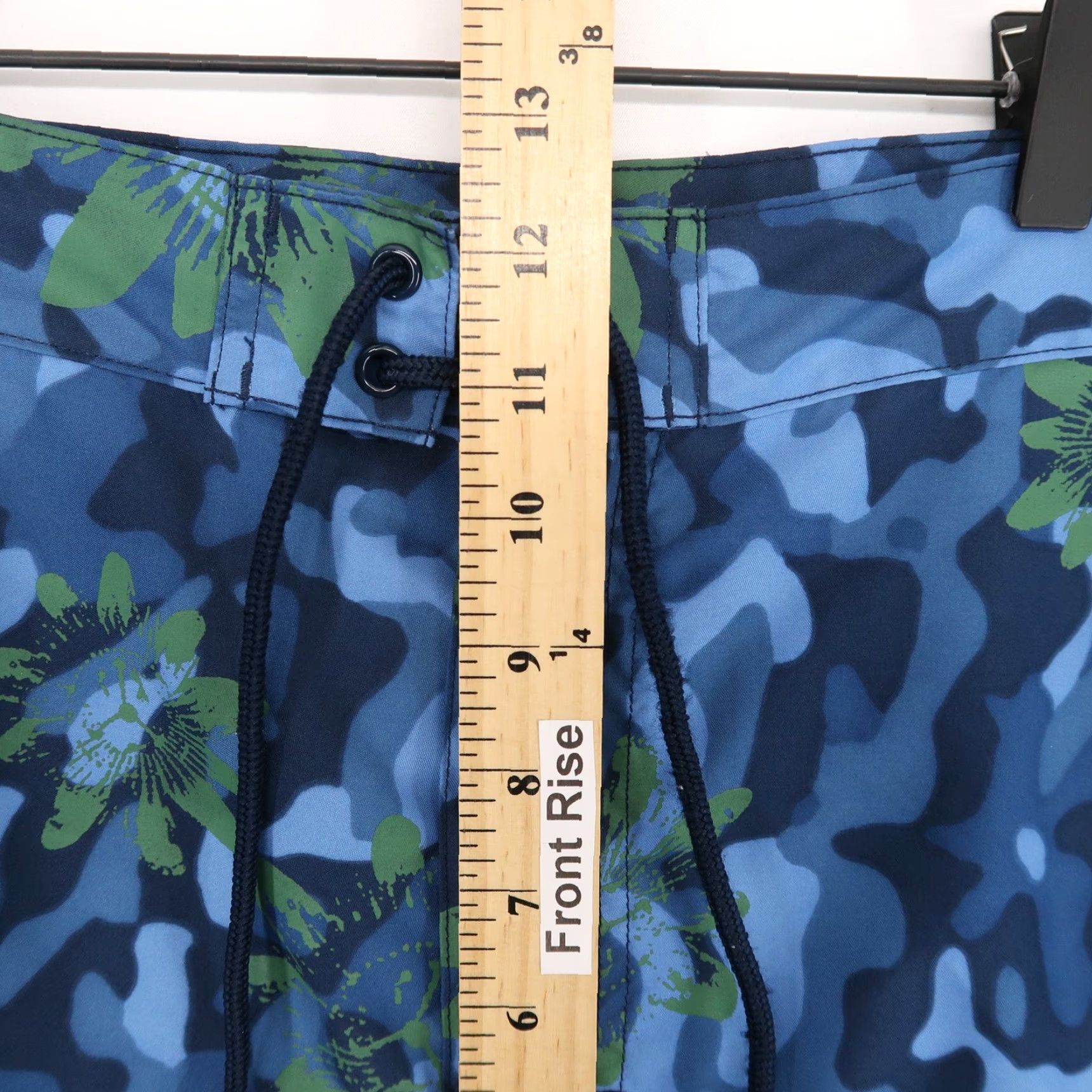 J.Crew J.Crew Cargo Board Shorts Mens 34 Blue Floral Camo Size US 34 / EU 50 - 5 Thumbnail