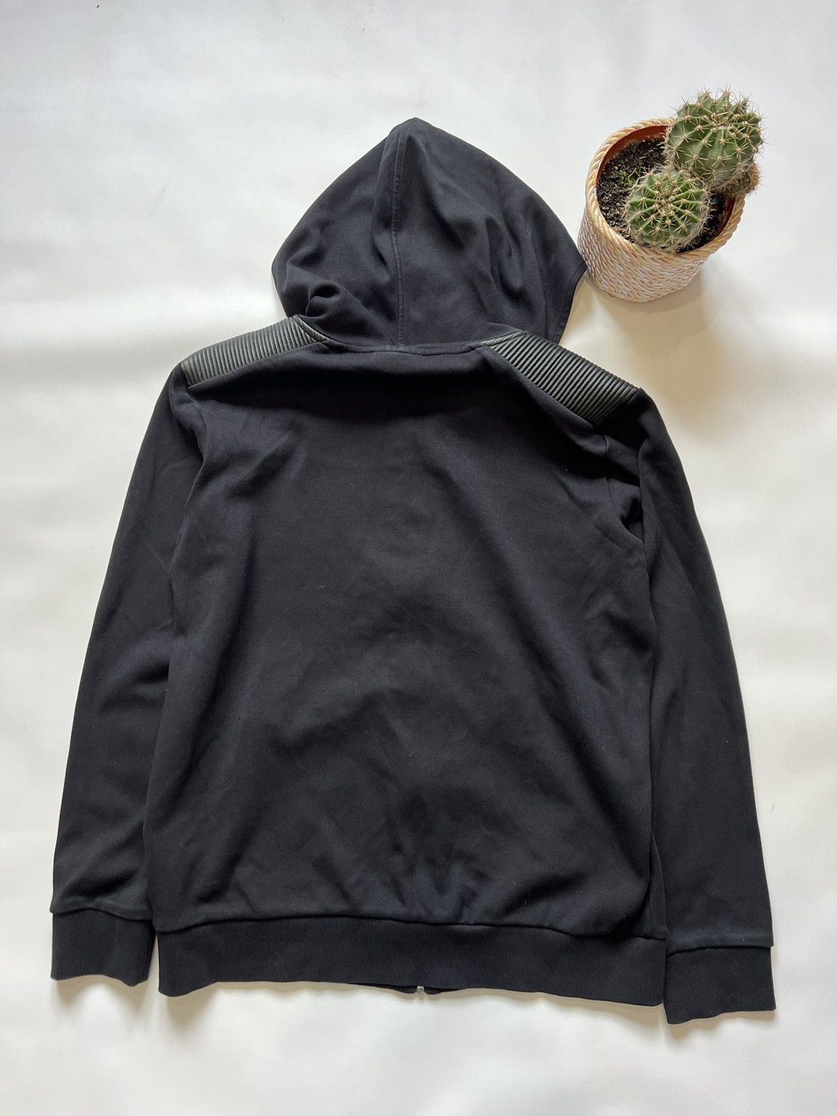 Hugo Boss Hugo BOSS Black Zip Hoodie Mens Classic Leather Size US M / EU 48-50 / 2 - 10 Thumbnail