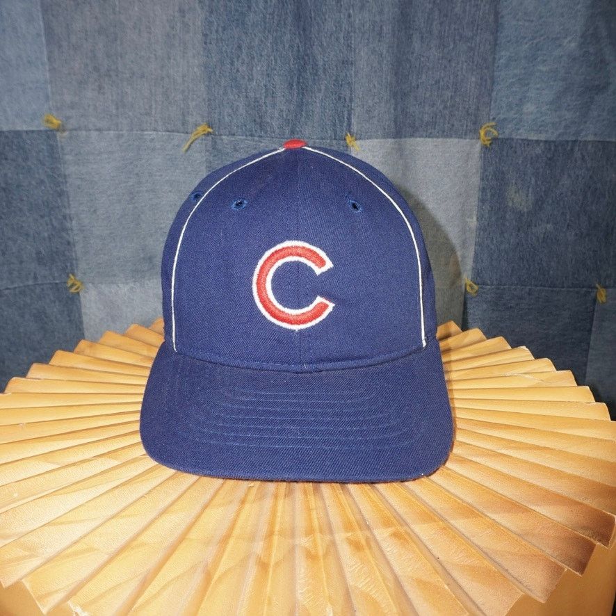 MLB 7 - Vintage Y2K Chicago Cubs fitted 1990s mlb sportswear hat Size ONE SIZE - 1 Thumbnail