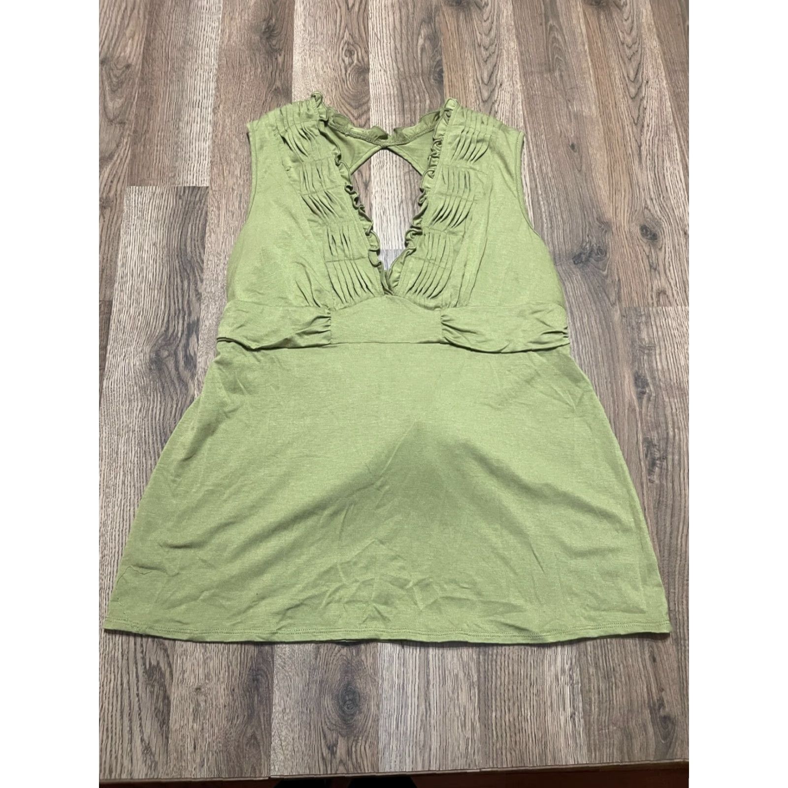Vintage Studio Y Tank Top Women's XL Green Cut Out Back Ruffled Pleated V-Neck Sleeveless Casual Modern Basic Tank Top Ladies XL Green Studio Y Size XL / US 12-14 / IT 48-50 - 2 Thumbnail