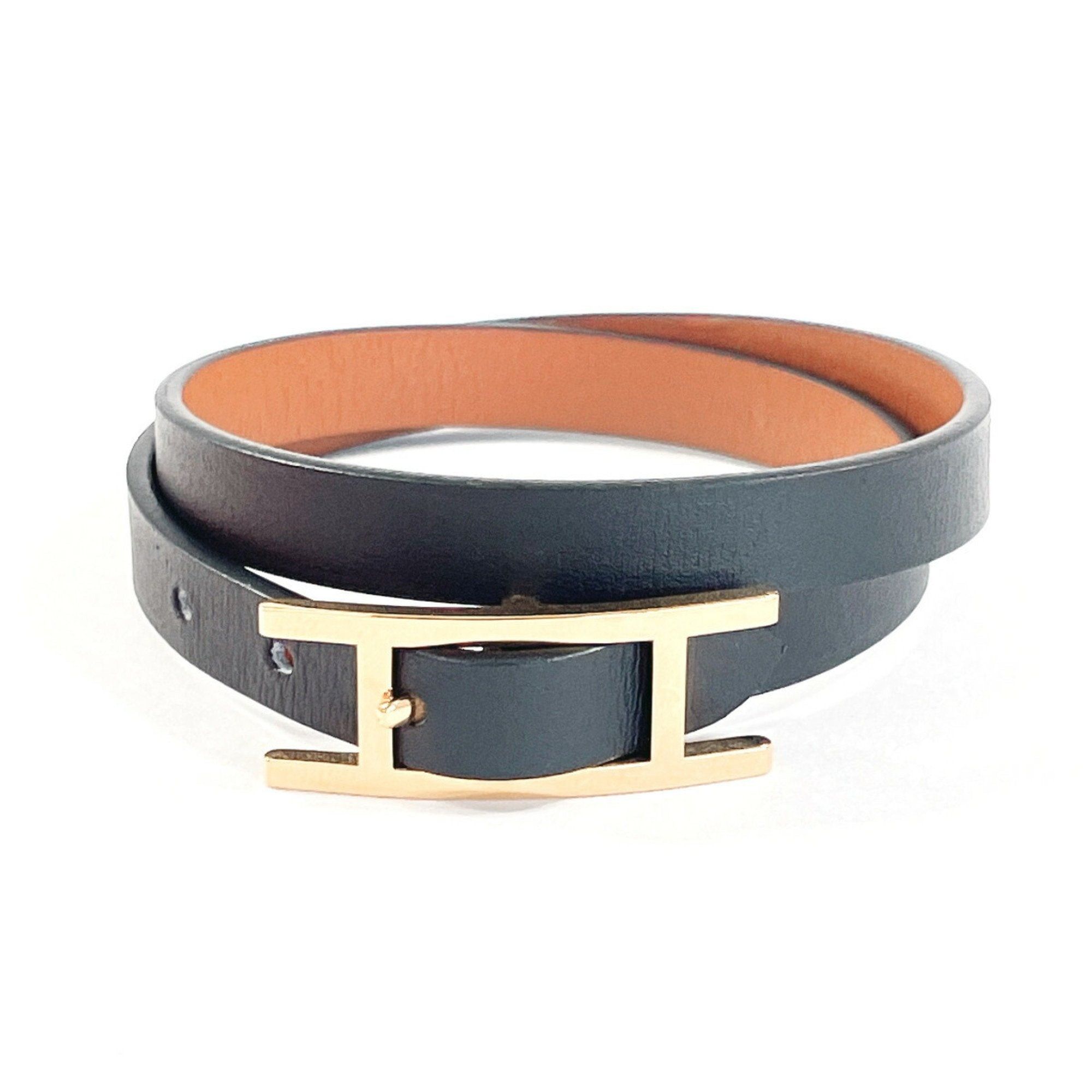 image of Hermes B-Api Double Tour Reversible H064692Ccaat4 Bracelet Vauchamonix/tadelakt Black Lo 02 33 Engr