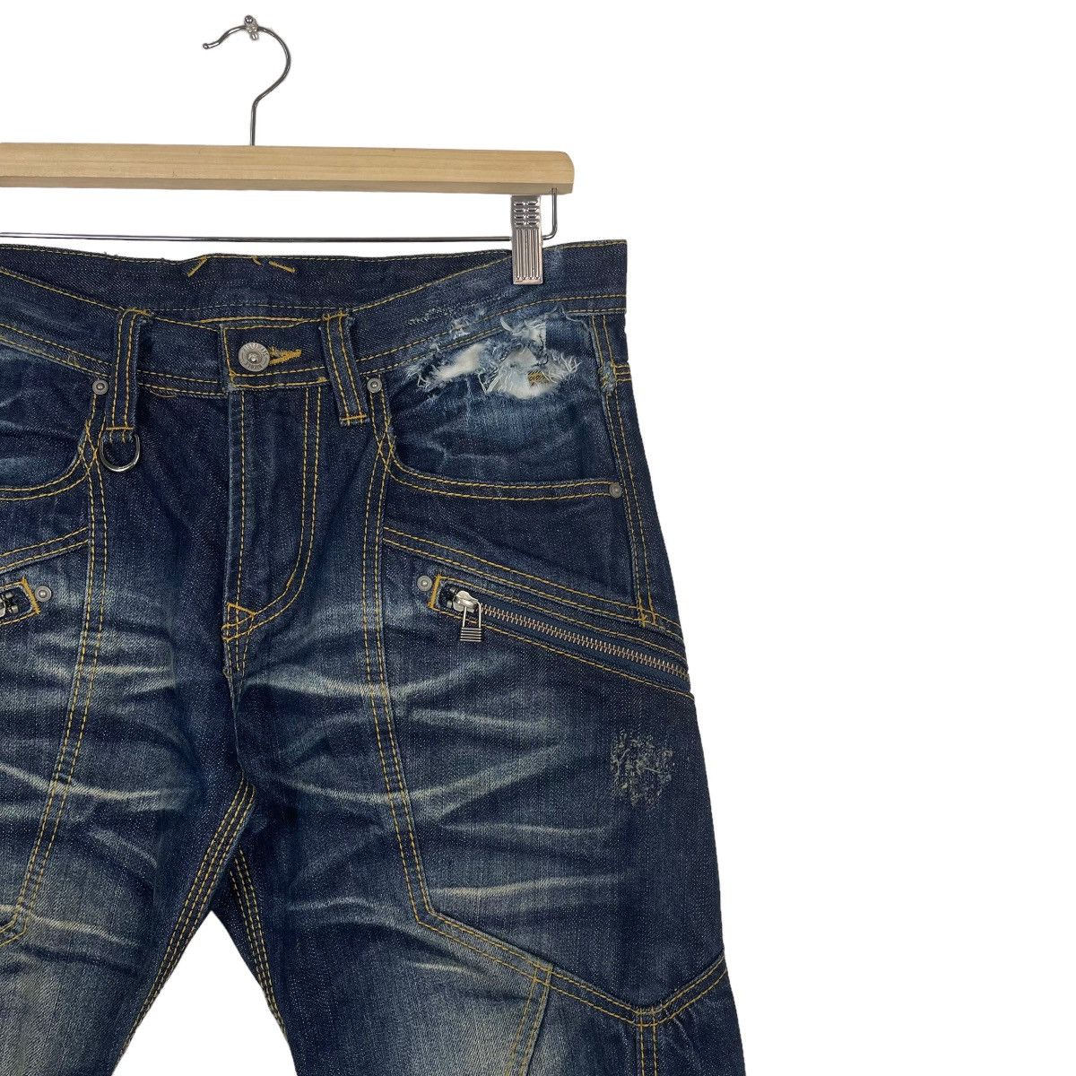 Japanese Brand JAPANASE HIDEAWAY NICOLE RIPPED JEANS FLARE DENIM Size US 32 / EU 48 - 5 Thumbnail