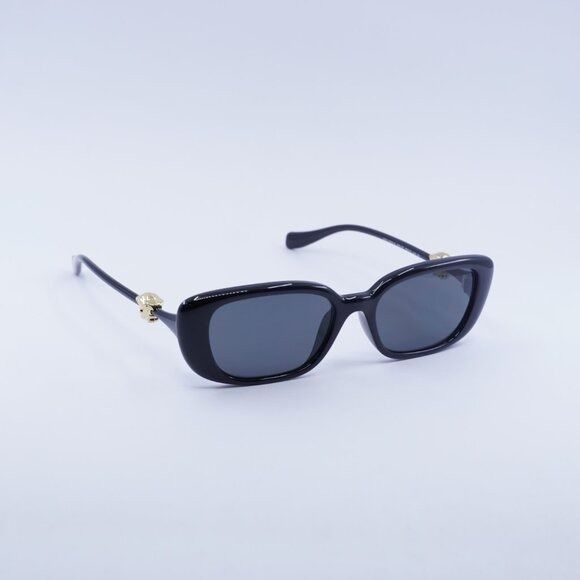 Versace Versace VE4504D GB1/87 Sunglasses Shiny Black Rectangle Size ONE SIZE - 4 Thumbnail