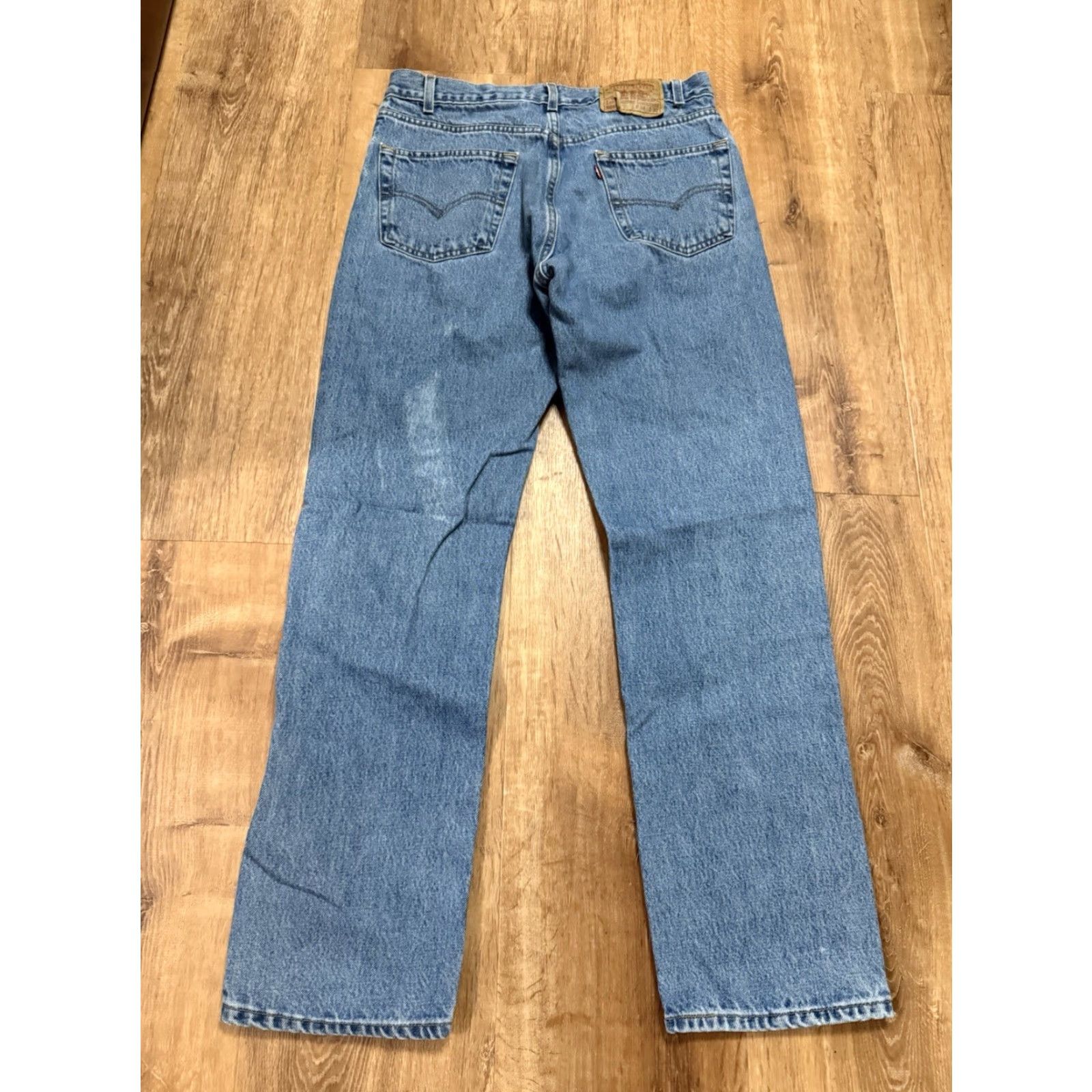 Levi's VINTAGE Levi’s 505 Jeans Men 30x31 34x32 Blue Light Wash Straight Regular VTG 5-Pocket Denim USA 90s Grunge Hip Hop USA Mens Size US 30 / EU 46 - 2 Thumbnail