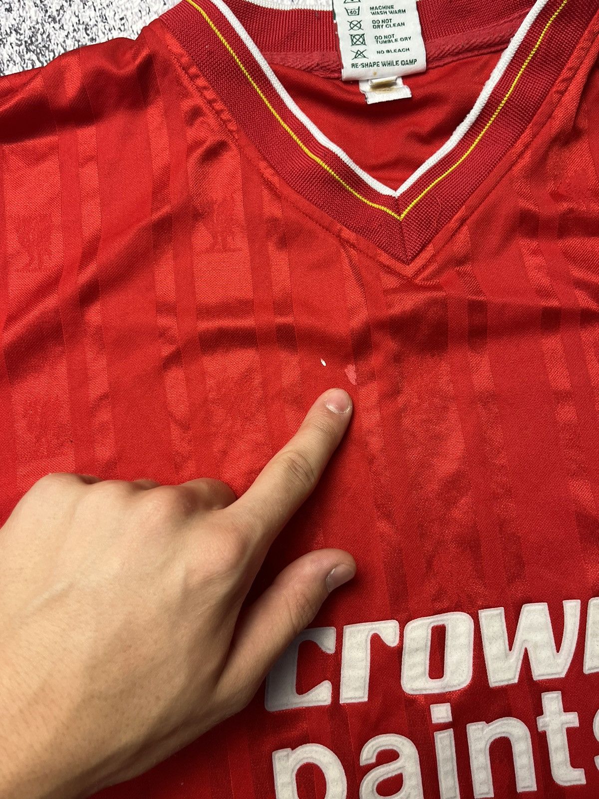 Vintage Liverpool 1982 Score Draw Football Shirt Mens Top Jersey Size US L / EU 52-54 / 3 - 15 Thumbnail