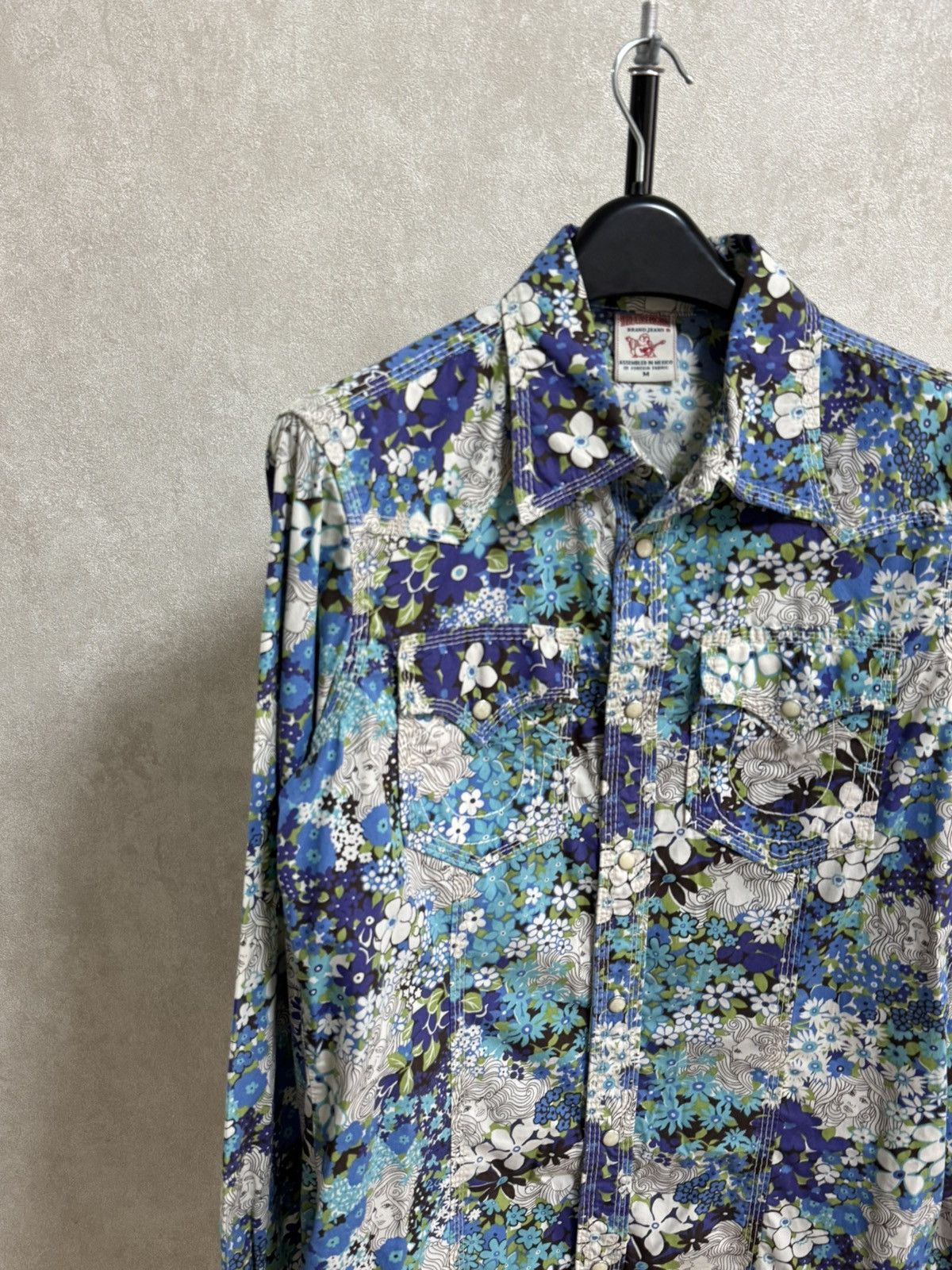 True Religion Vintage True Religion Floral Print Shirt Jacket Men’s Size M Size US M / EU 48-50 / 2 - 4 Thumbnail