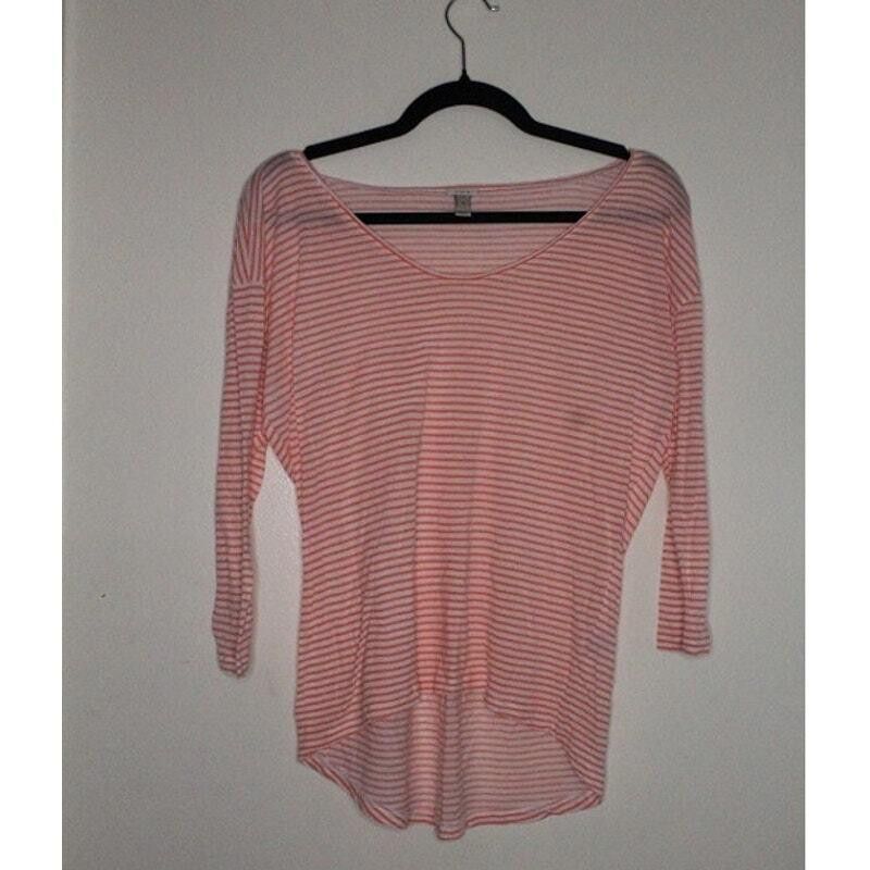 J.Crew J.Crew Striped High-Low T-Shirt Top Pink White Size Small Size S / US 4 / IT 40 - 1 Thumbnail