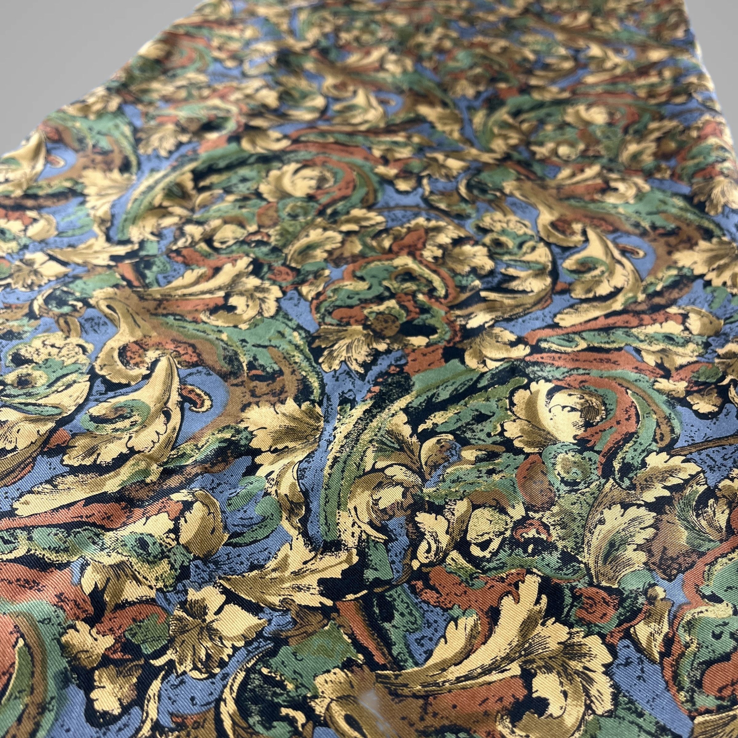 Pierre Balmain Pierre Balmain Silk Scarf / Muffler / Neckwear K012 Size ONE SIZE - 8 Thumbnail