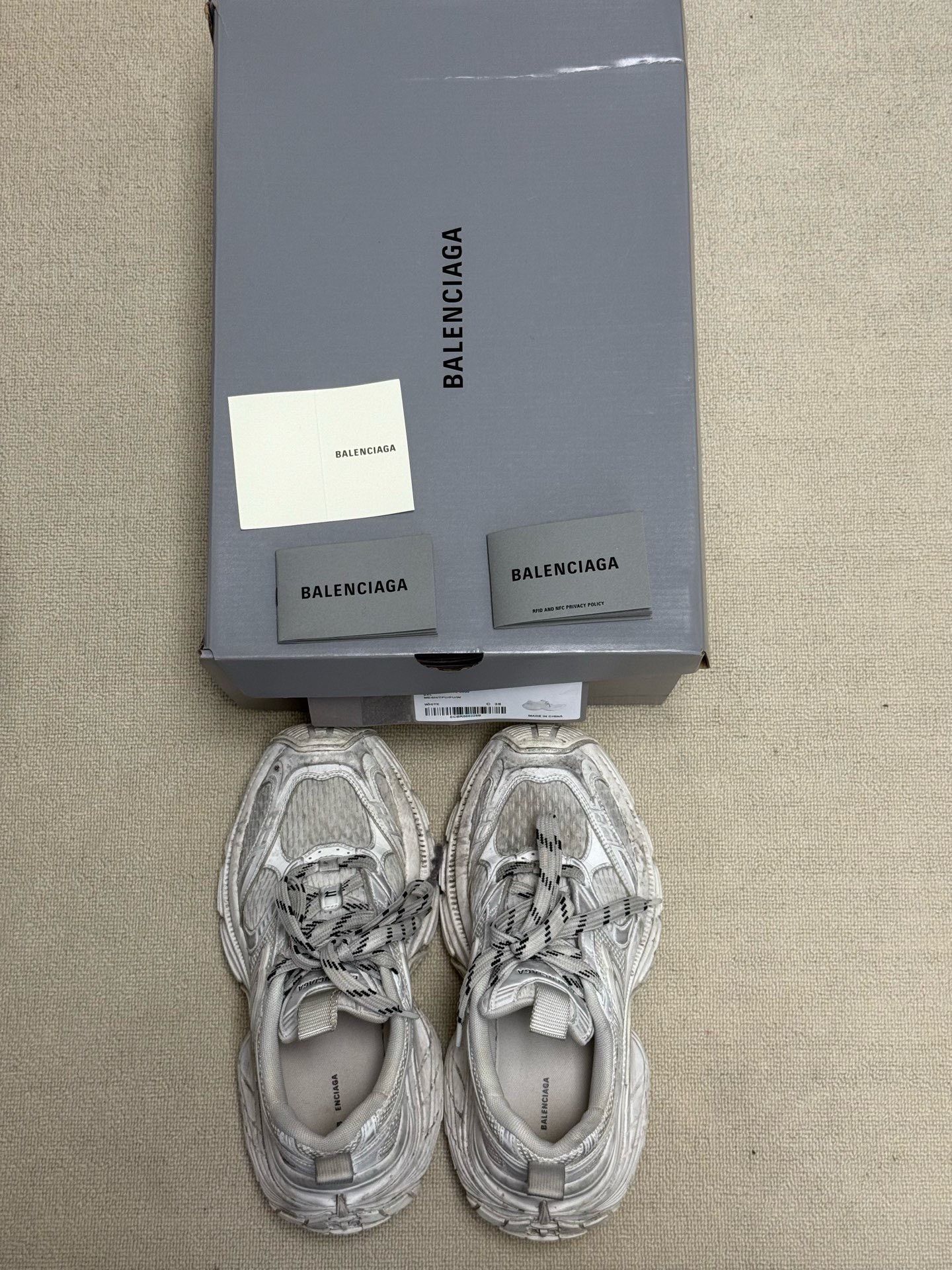 Balenciaga Balenciaga Distressed White Lowtop Sneakers us_7-5 Women Size US 7.5 / IT 37.5 - 1 Thumbnail
