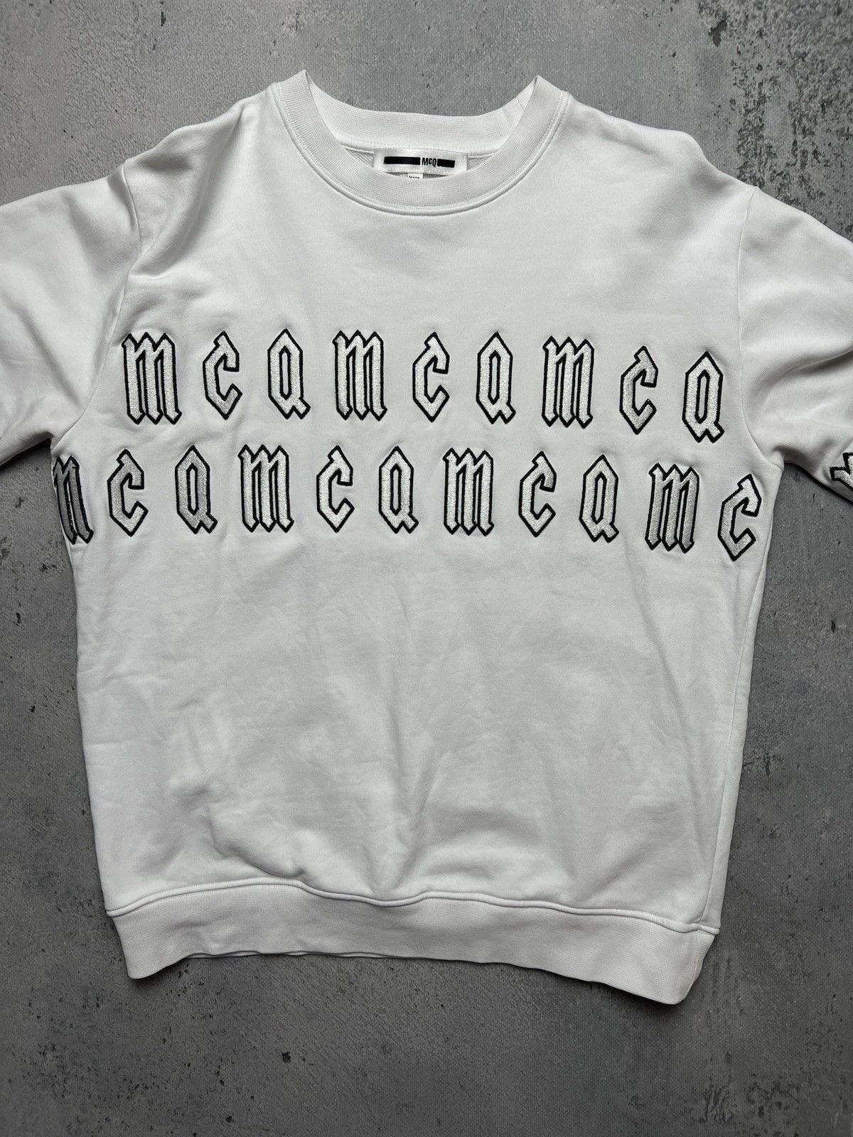 Alexander McQueen McQ Alexander McQueen Embroidered Repeated Monogram Big Logo Size US S / EU 44-46 / 1 - 8 Thumbnail