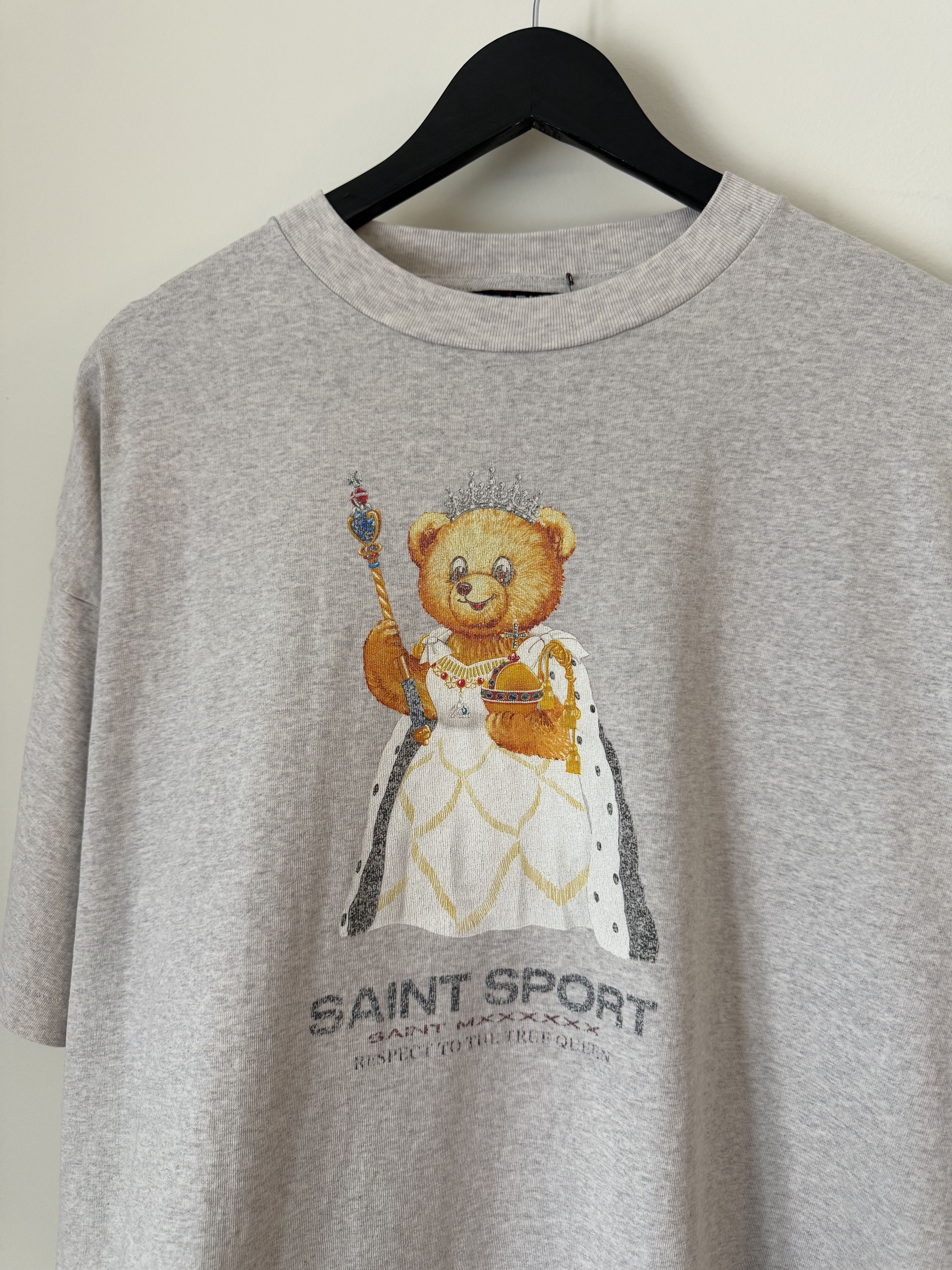 Saint Michael Saint Michael True Queen Sport Bear Tee in Gray Size US XXL / EU 58 / 5 - 2 Thumbnail