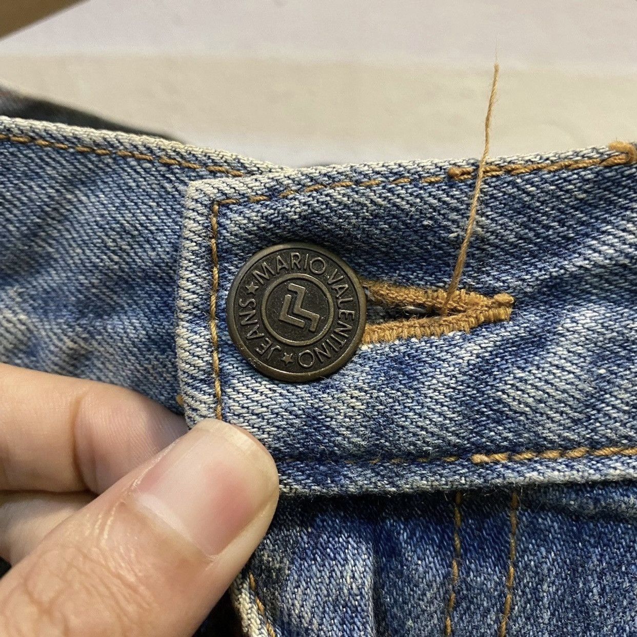 Mario Valentino Vintage Mario Valentino Grunge Spell Out Loose Jeans Size US 30 / EU 46 - 7 Thumbnail