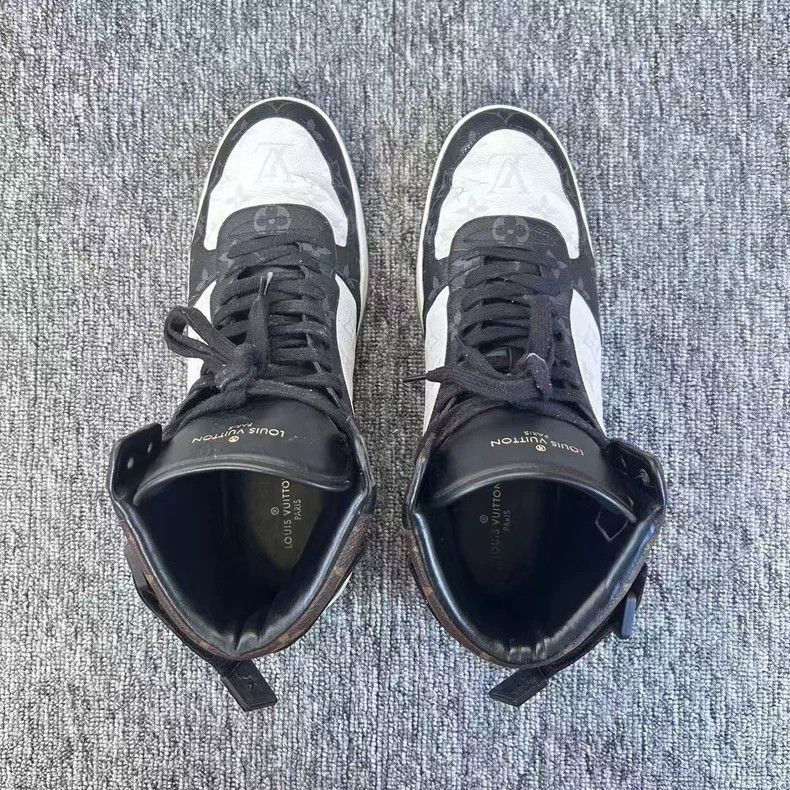 Louis Vuitton Louis Vuitton Louis Vuitton Rivoli HighTop Sneakers Black Size US 9.5 / EU 42-43 - 5 Thumbnail