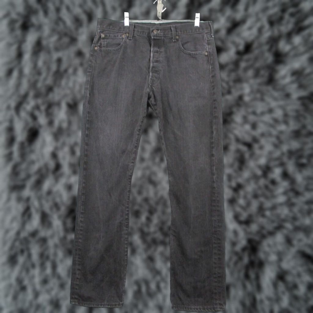 Levi's VINTAGE Levi's 501xx Jeans 34x32 Mens Button Fly Straight Leg Dark Wash Black Distressed Size US 34 / EU 50 - 1 Thumbnail