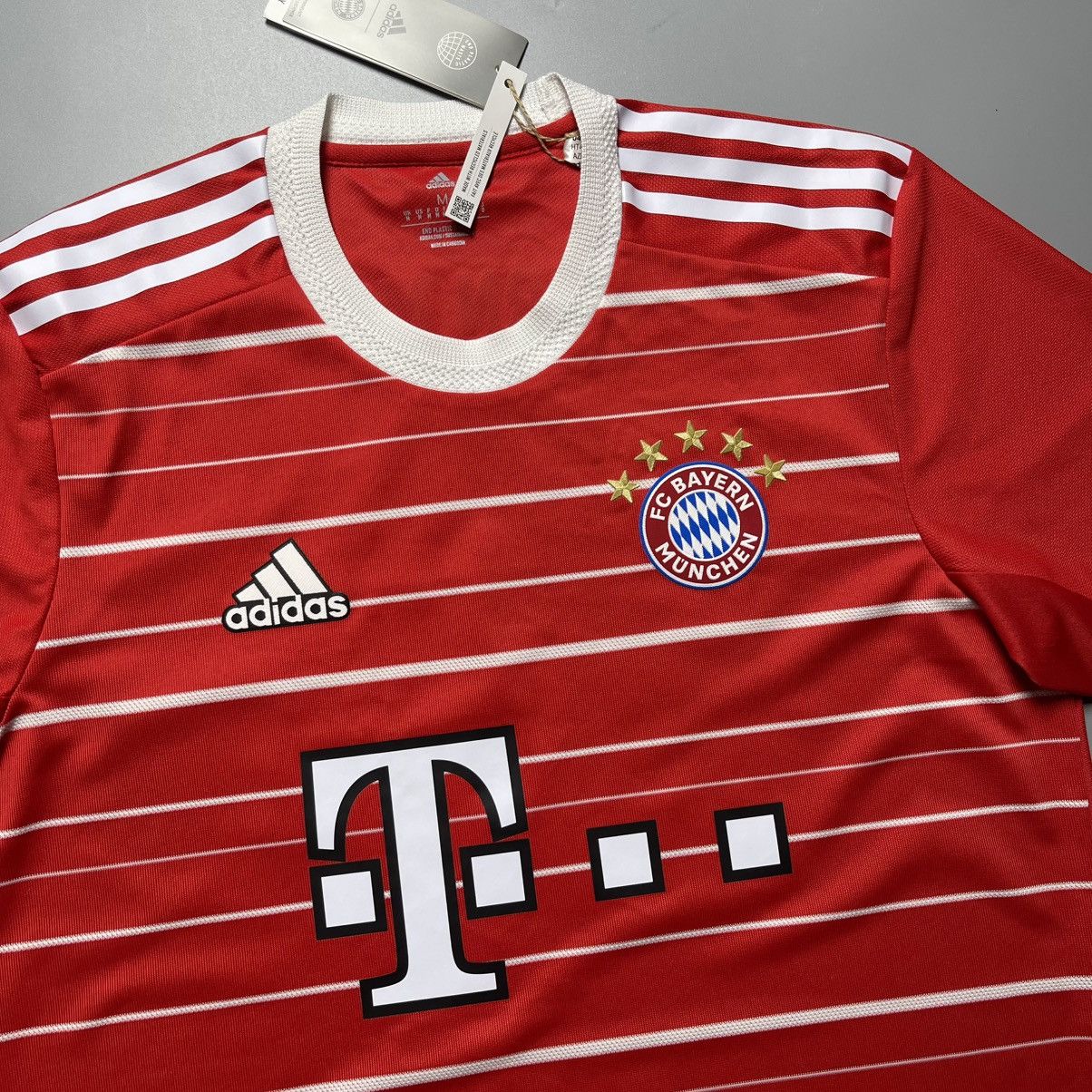 Adidas BAYERN ADIDAS 2022/2023 FOOTBALL SOCCER HOME JERSEY Size US M / EU 48-50 / 2 - 5 Thumbnail